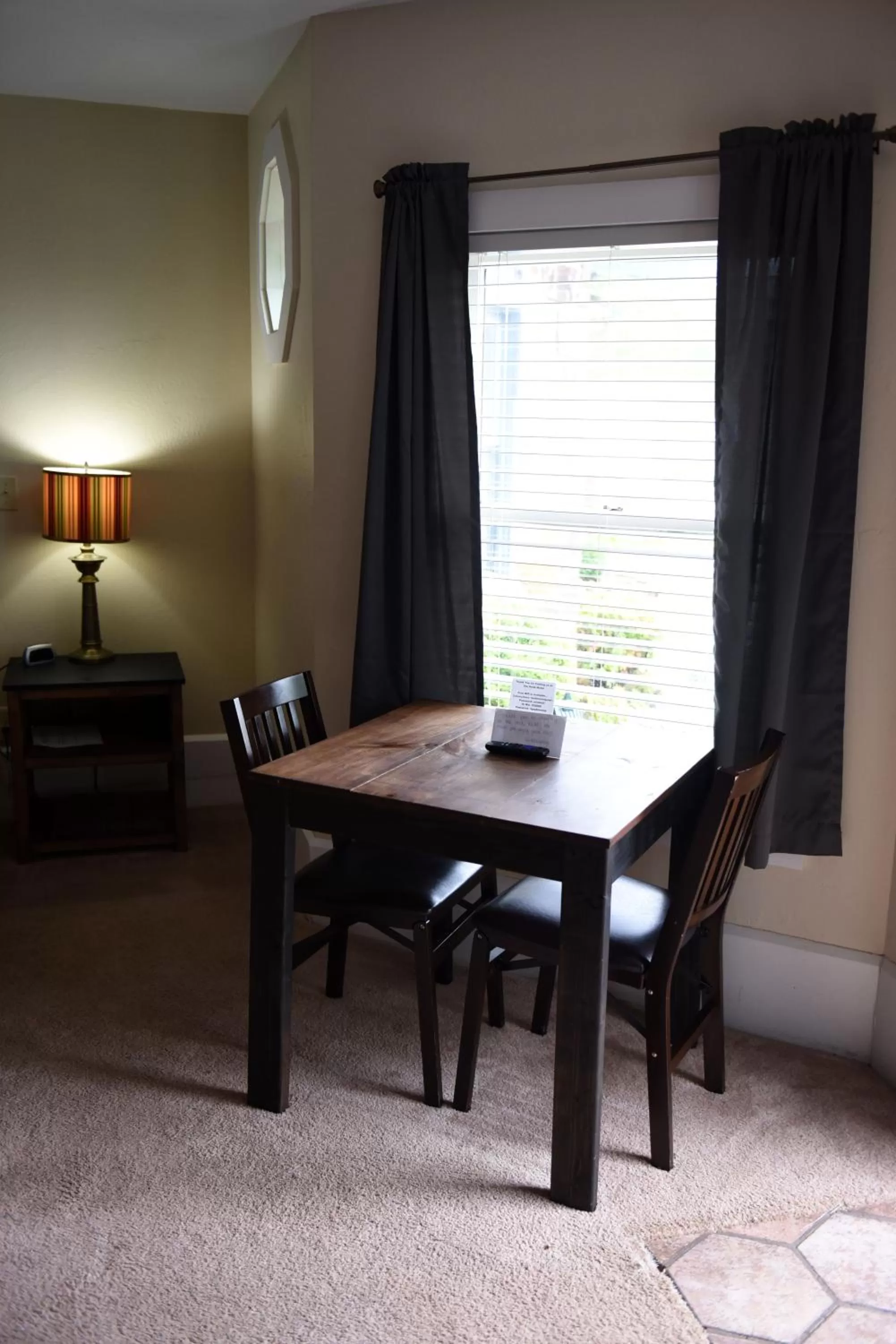 Seating area in Heidi Motel - Helen