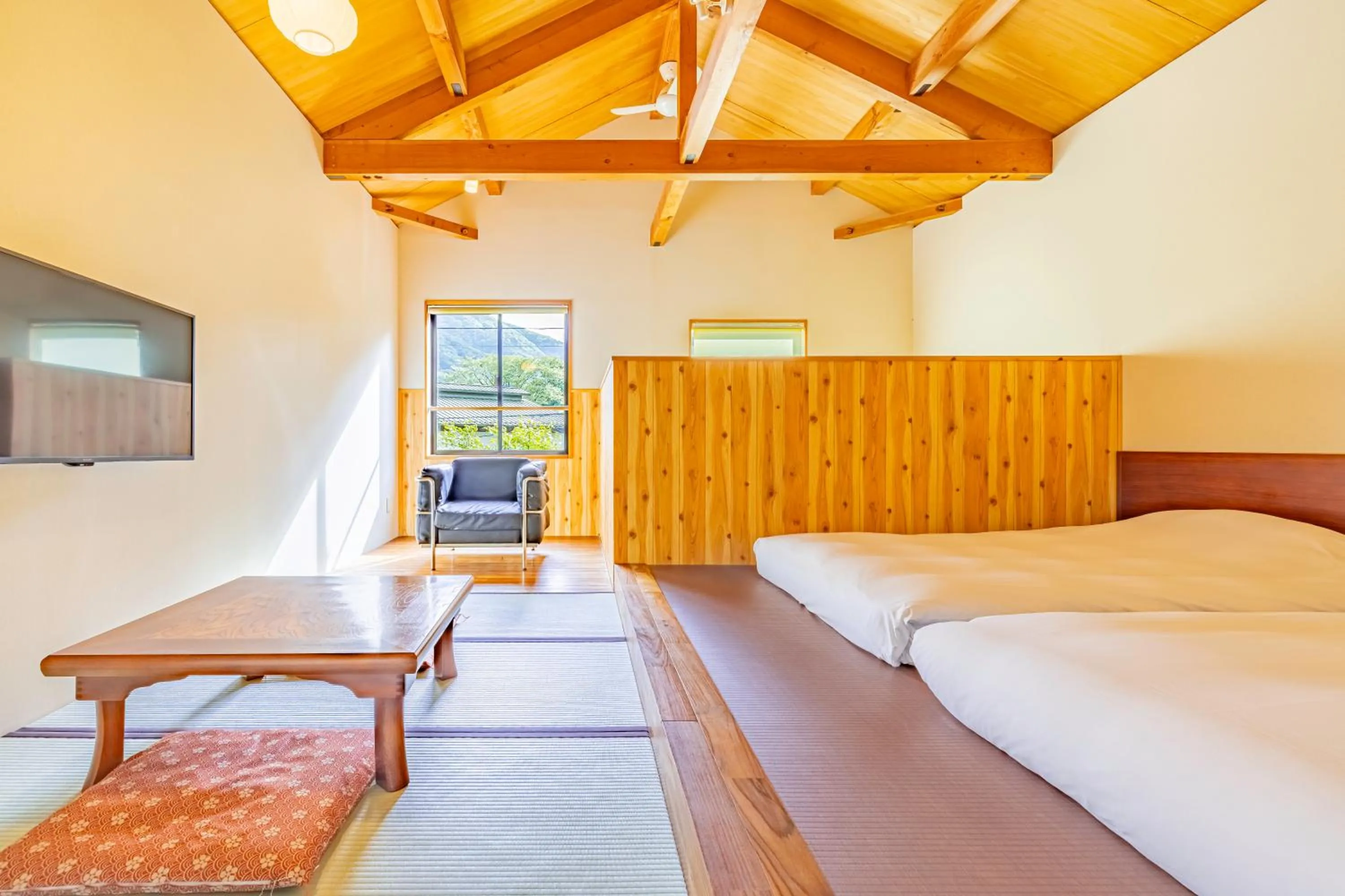 Bedroom, Bed in Sengokuhara Shinanoki Ichinoyu