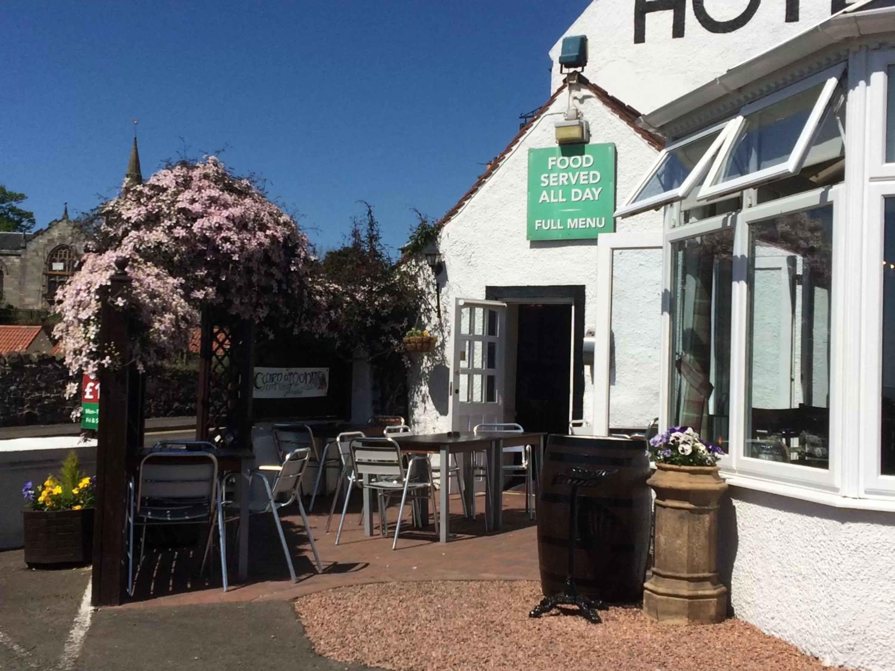 Property building in The Upper Largo Hotel & Restaurant