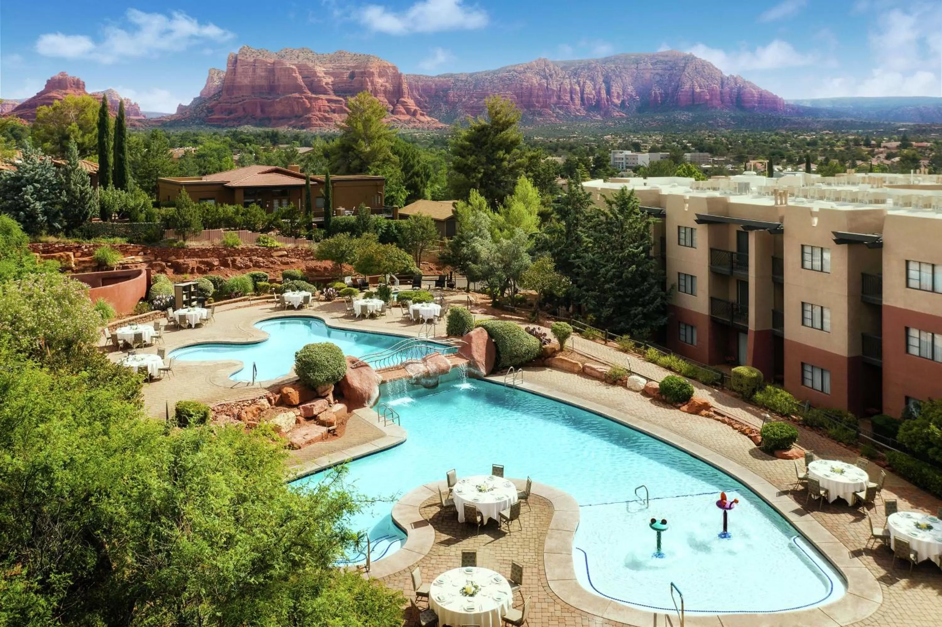 Pool view in Hilton Sedona Resort at Bell Rock