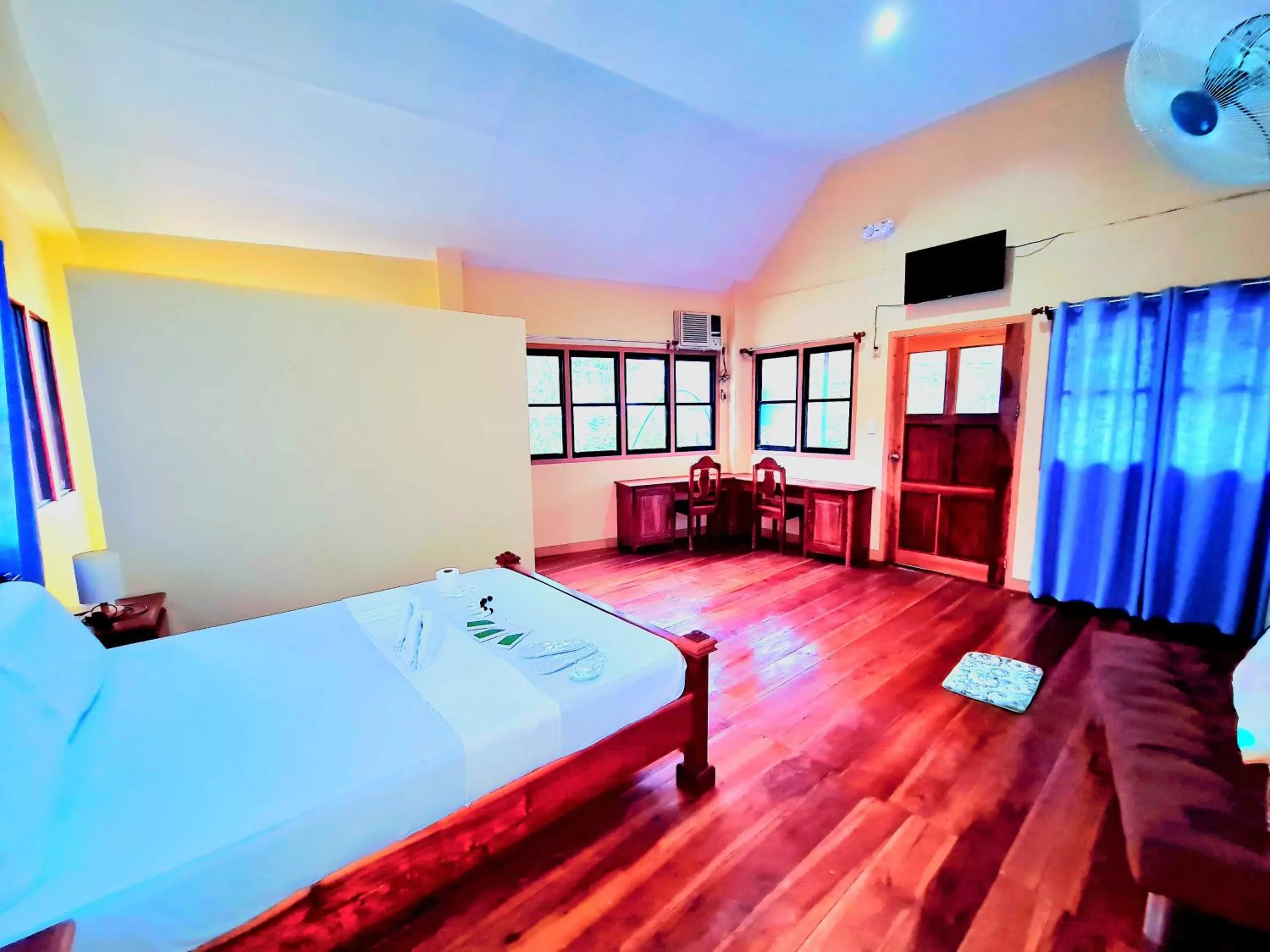 Bed in La-Familia Guest House