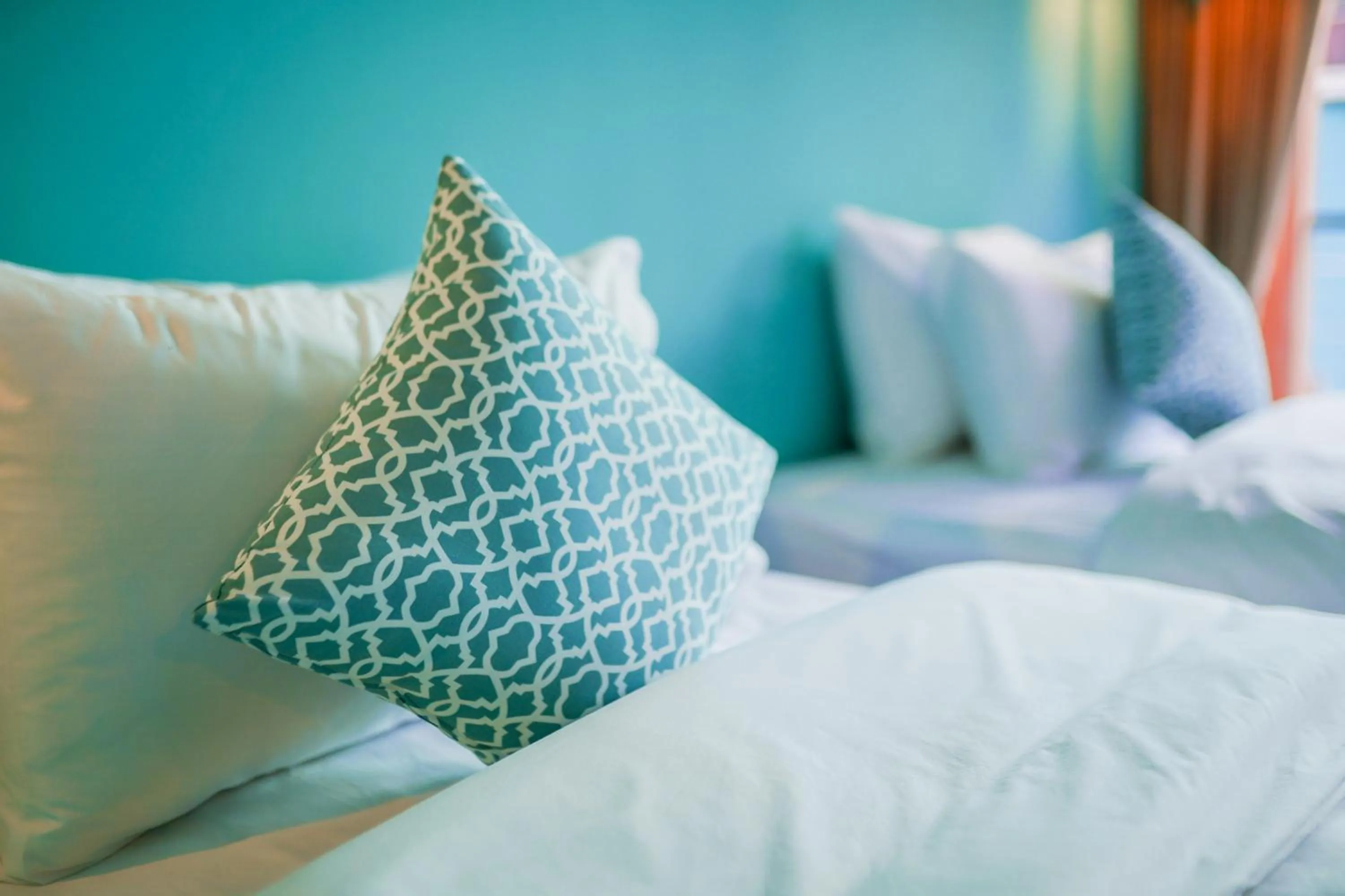 Photo of the whole room, Bed in Khaleej Mass Hotel Patong