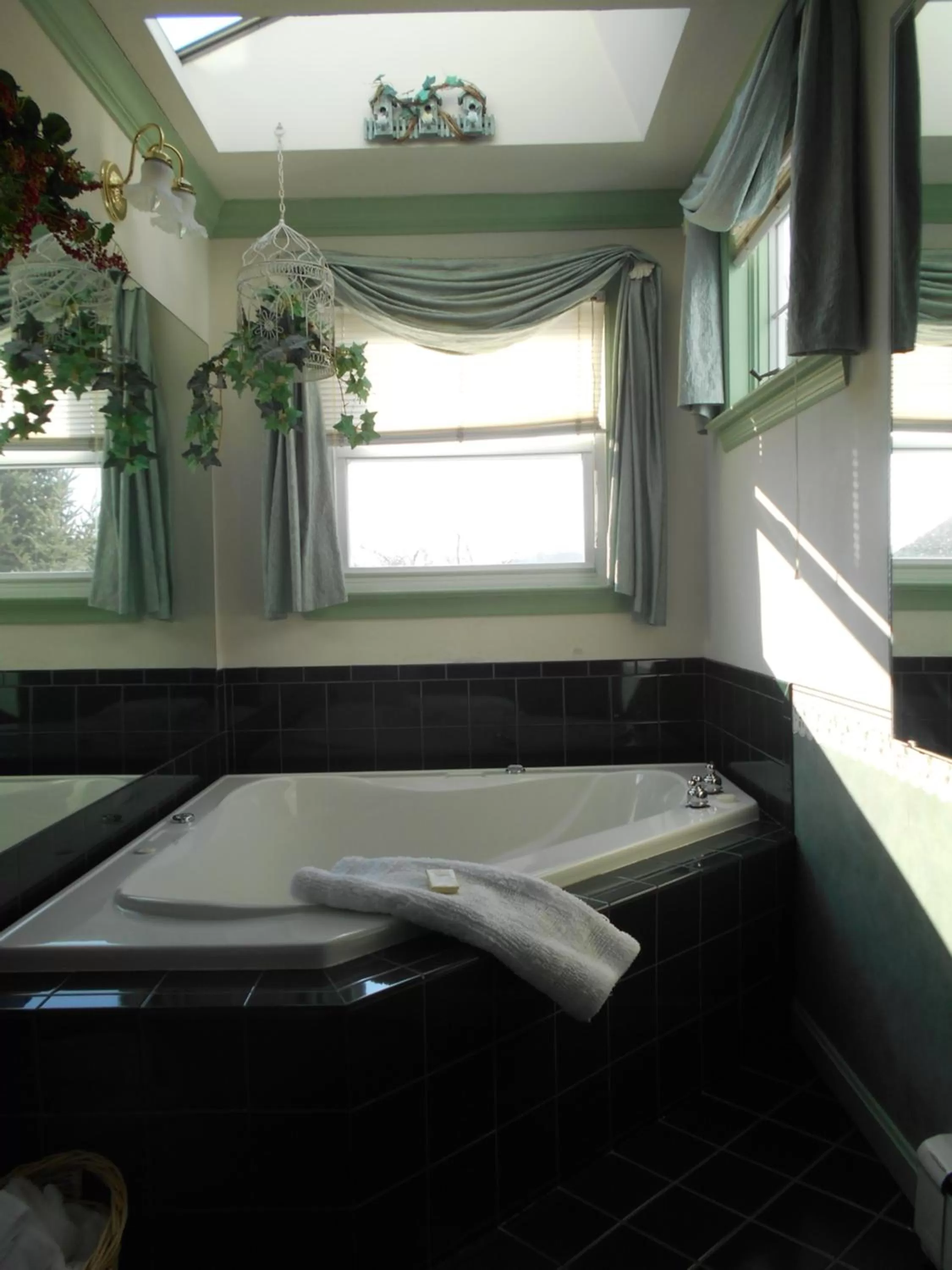 West Ridge Bed & Breakfast