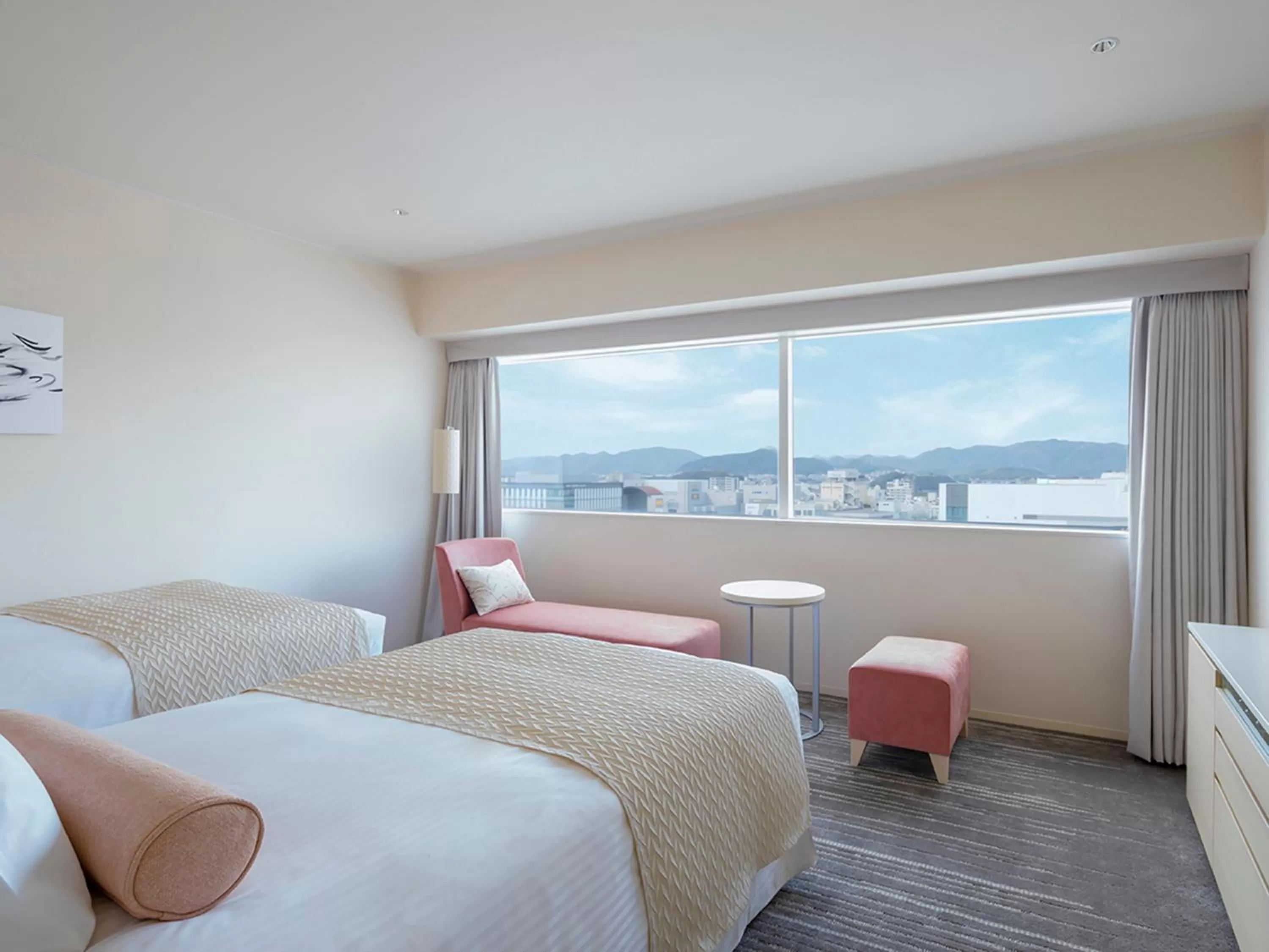 Photo of the whole room, Bed in Hotel Nikko Himeji