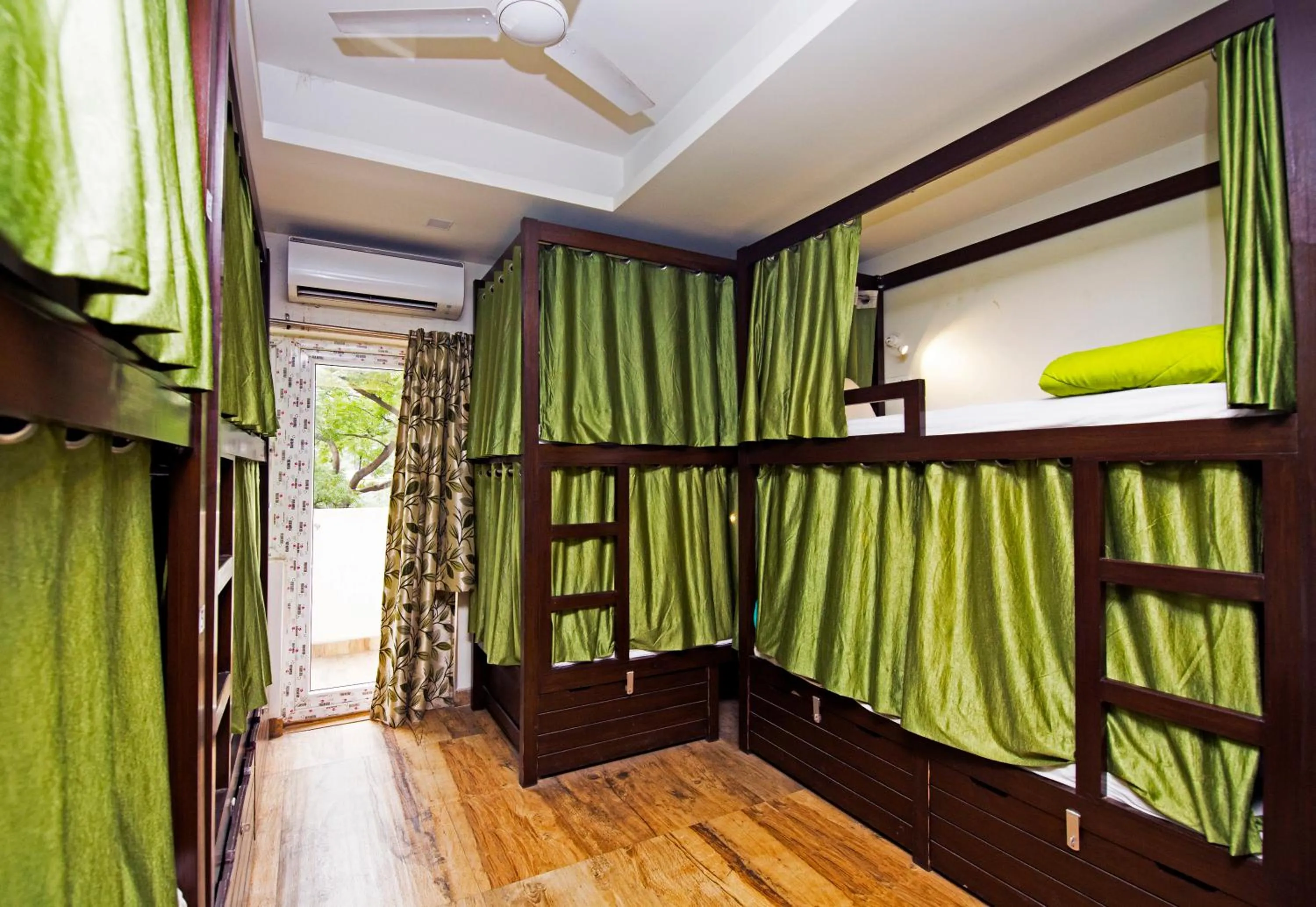 bunk bed, Bed in Joey's Hostel Delhi - 20 mins from Railway Station