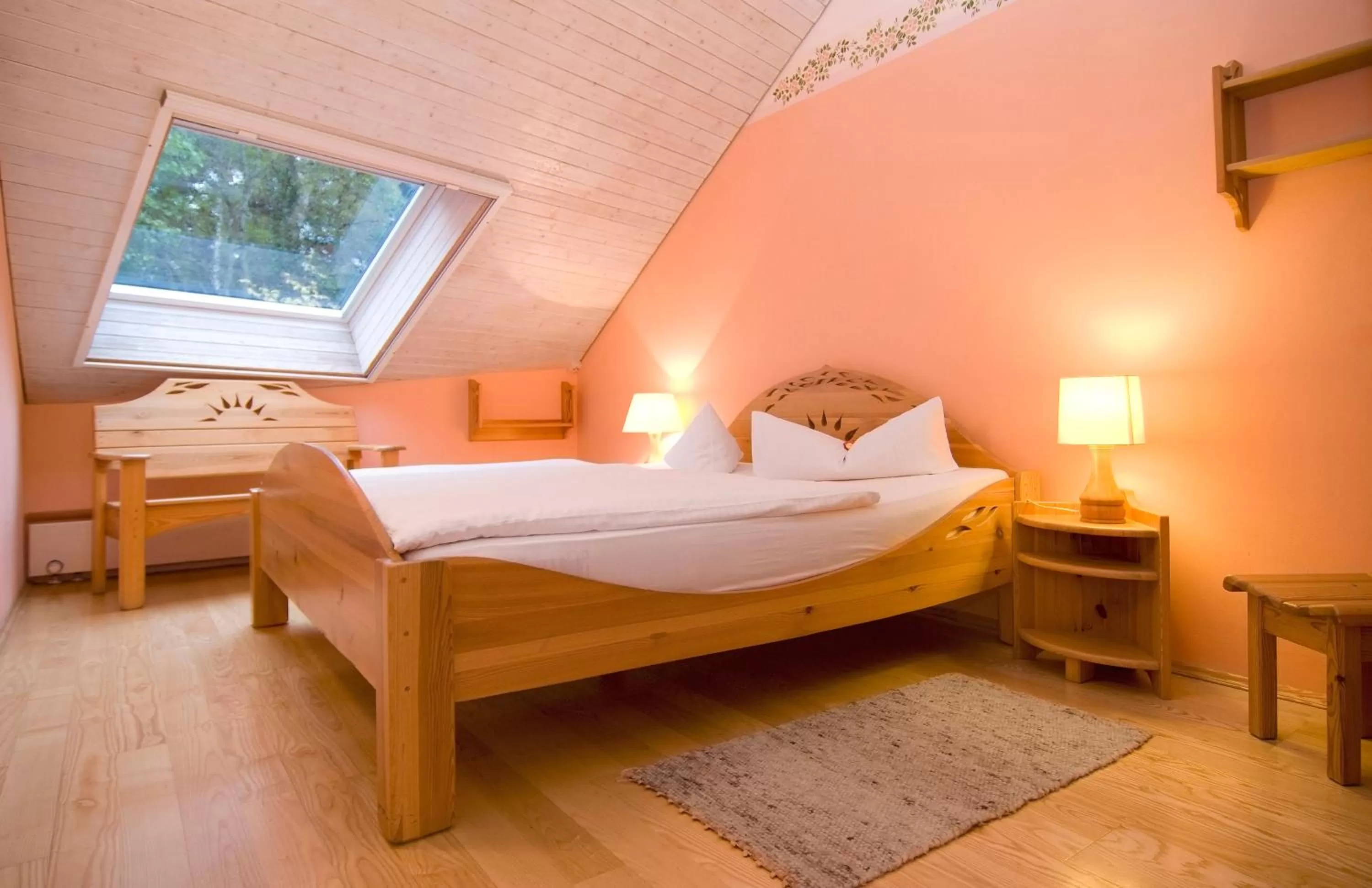 Photo of the whole room, Bed in Hotel Haus Linden