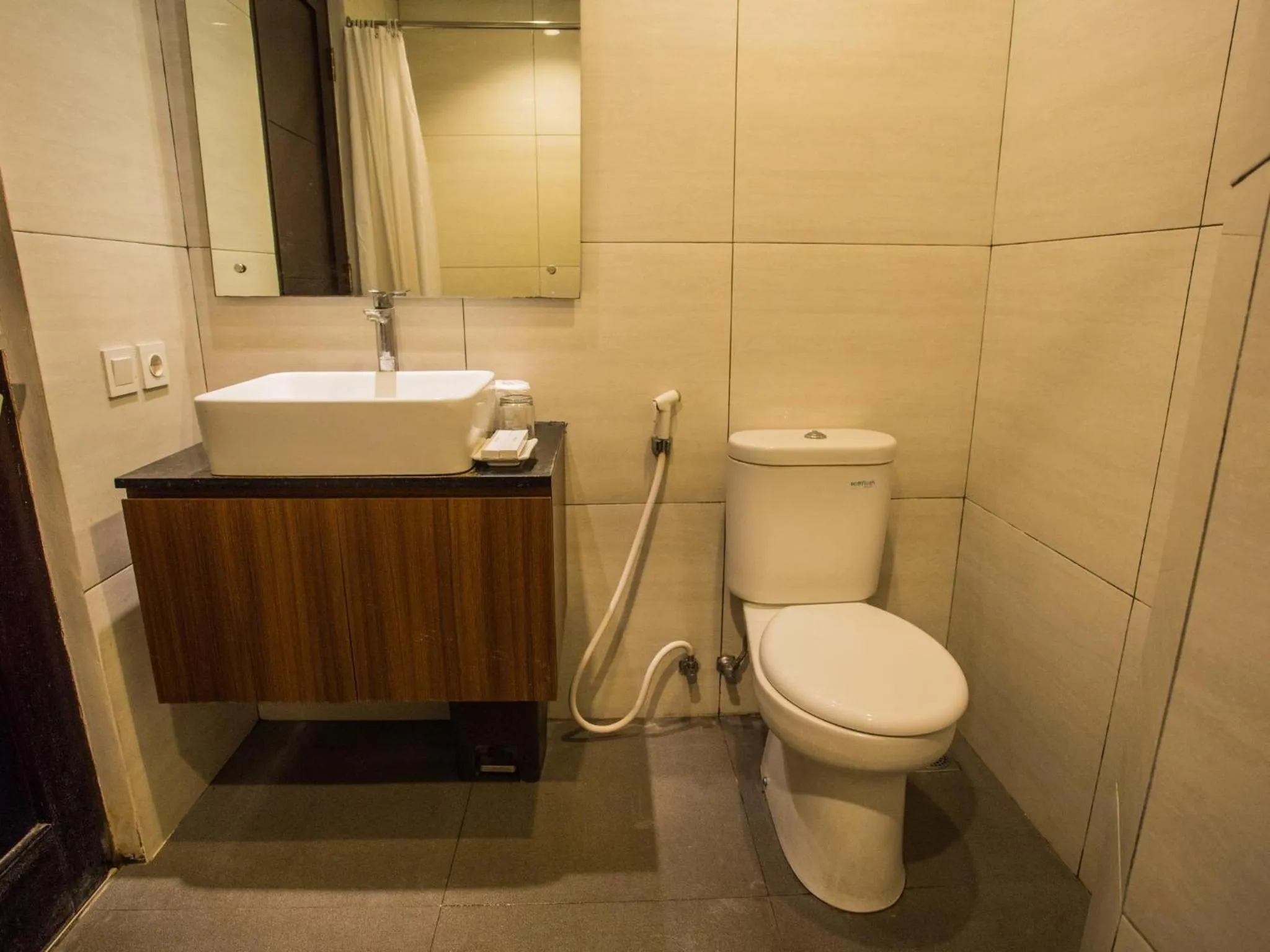 Grand Mirah Boutique Hotel