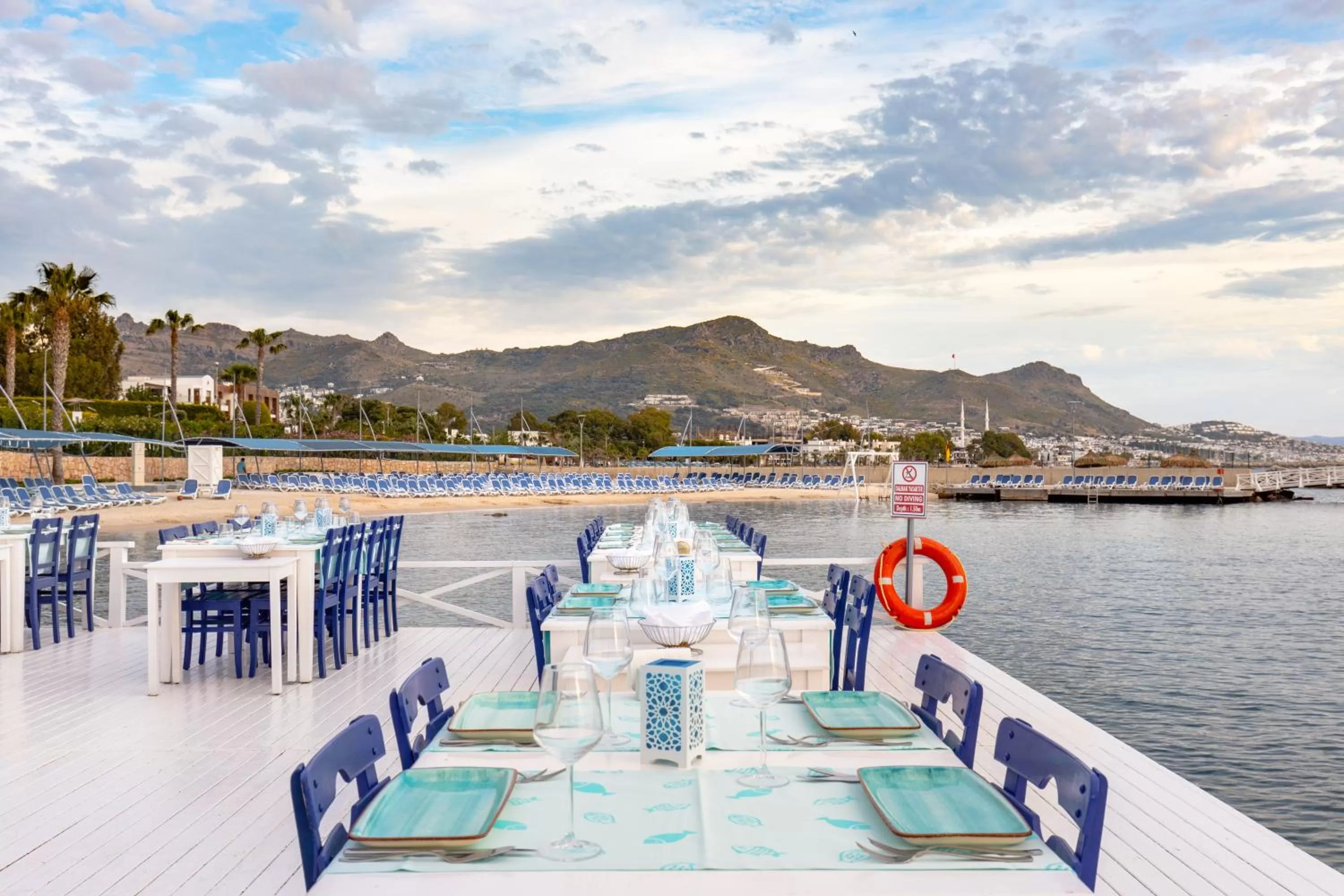 Restaurant/places to eat in La Blanche Resort & Spa