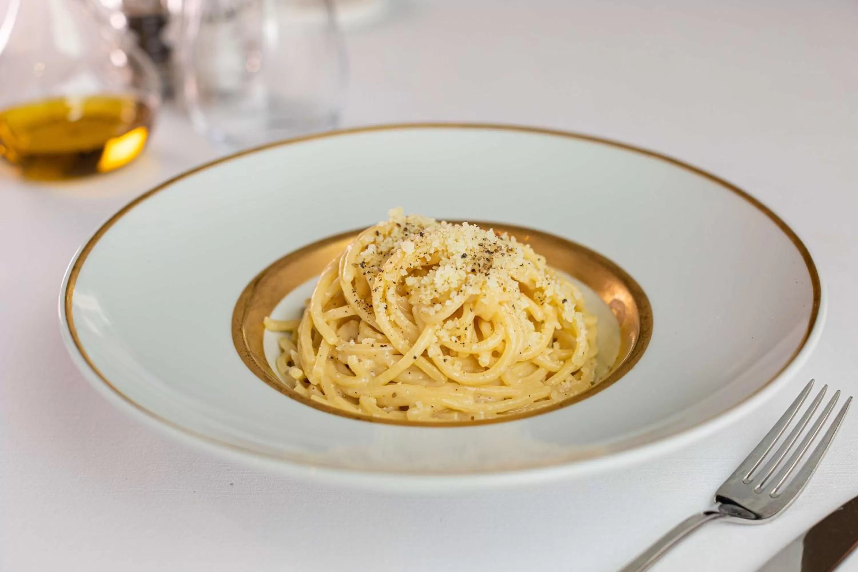 Dining area in Hilton Amsterdam
