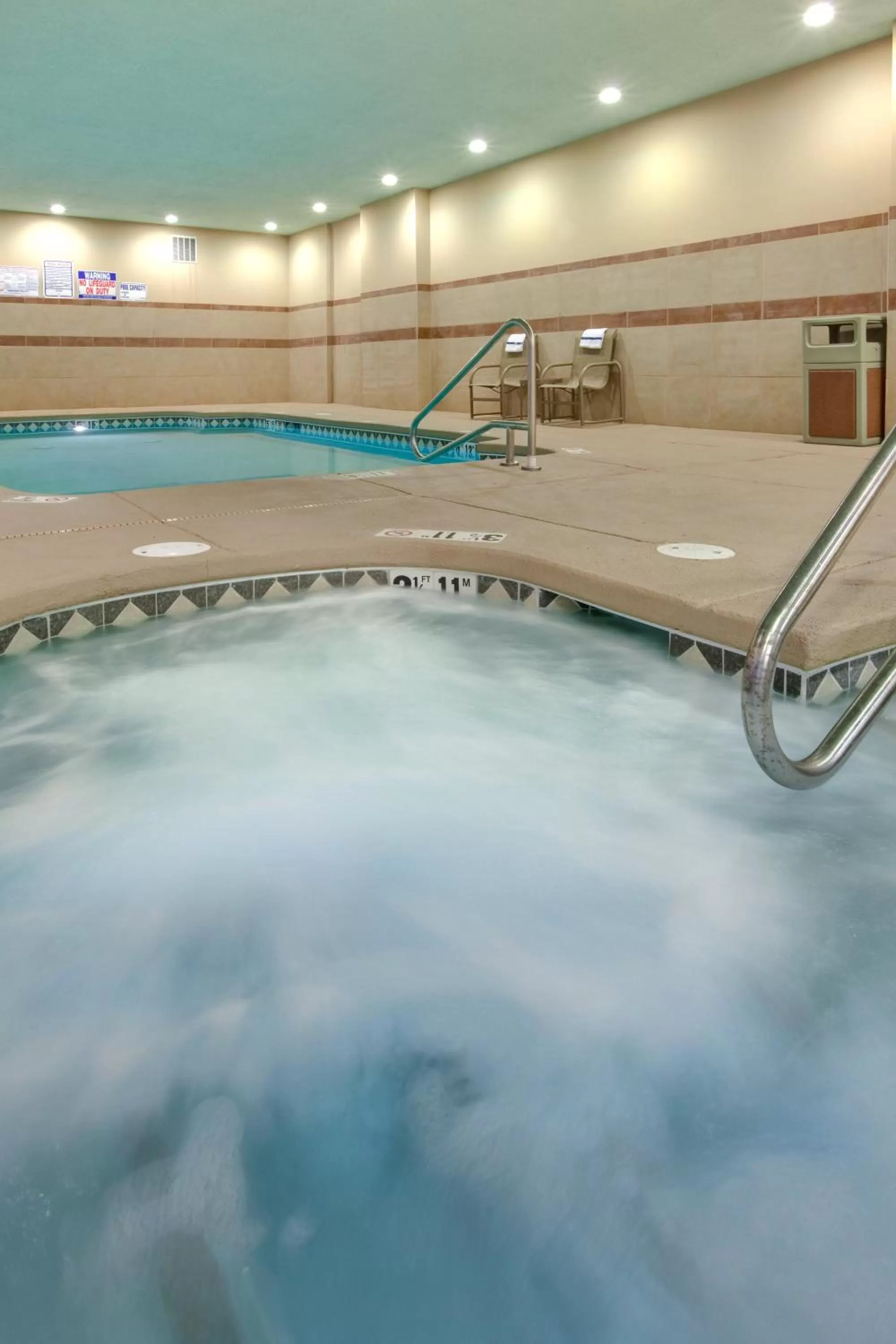 Swimming pool in Holiday Inn Express Hotels Grants - Milan by IHG