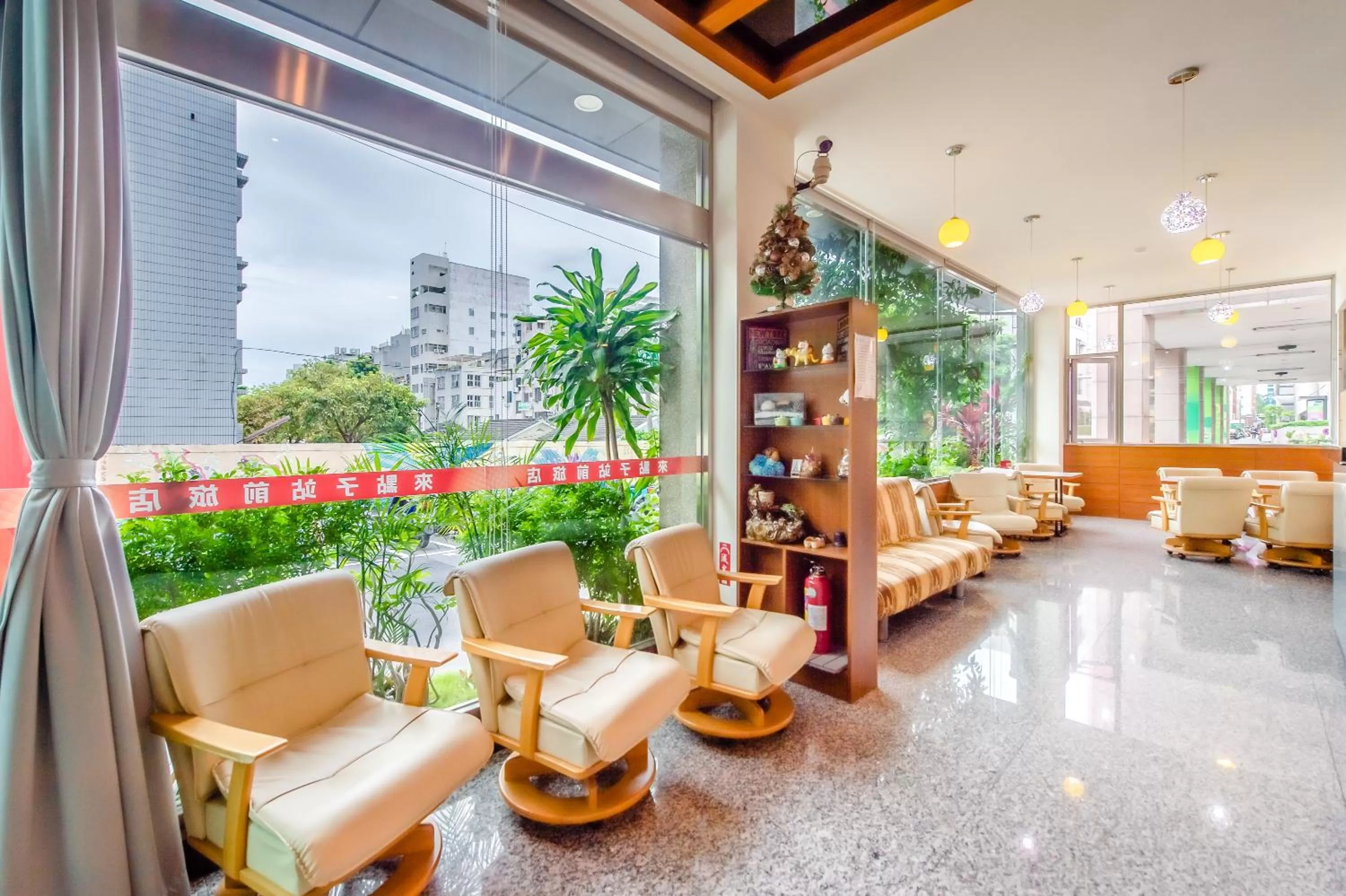 On site in lightness Station Inn