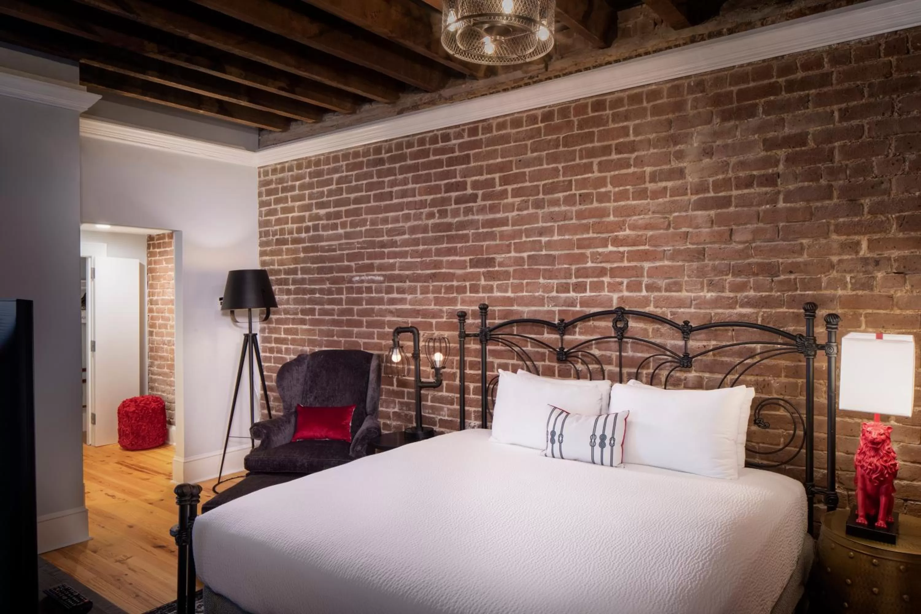 Bedroom, Bed in River Street Inn