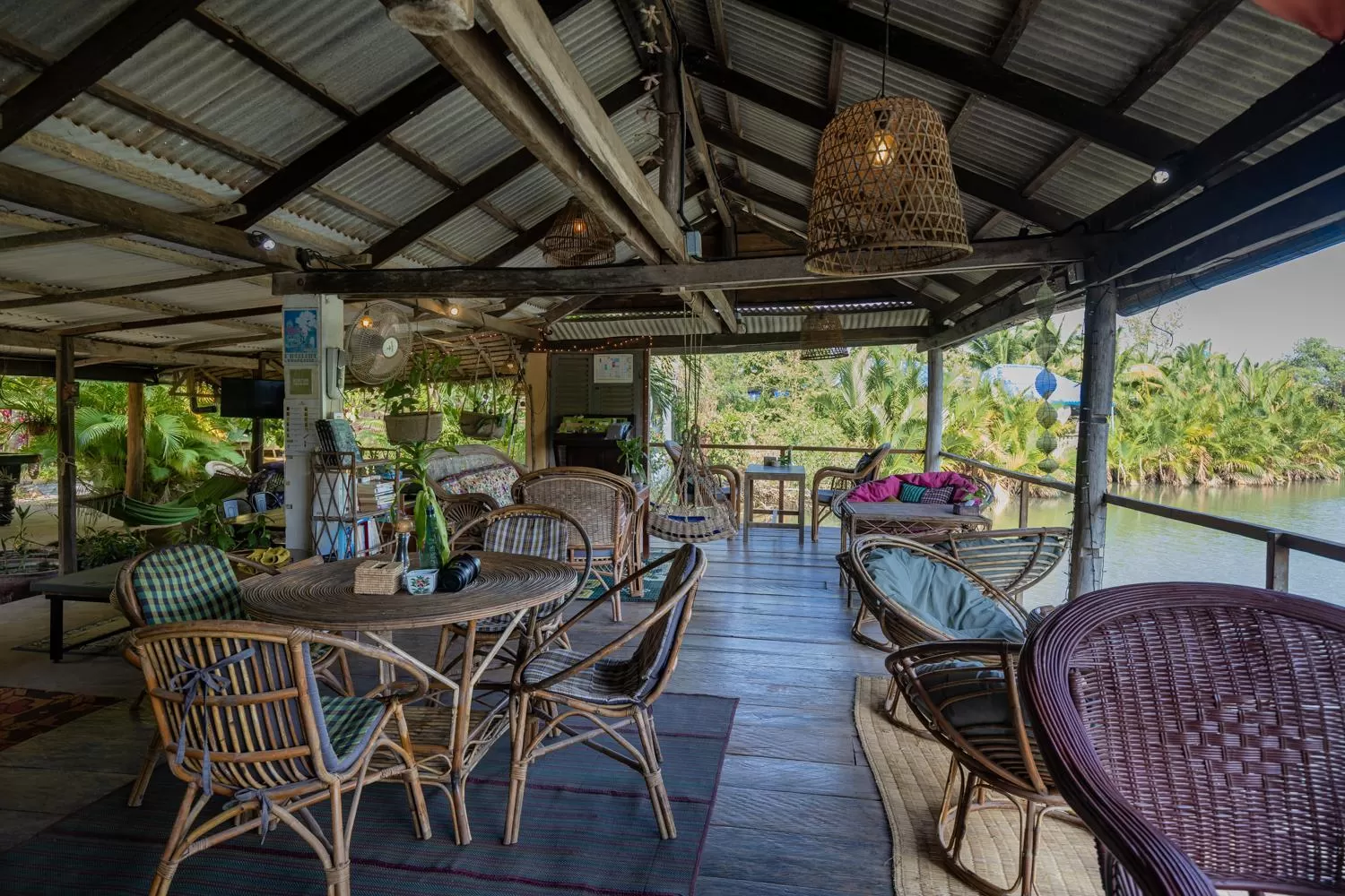 Restaurant/Places to Eat in Kampot Cabana