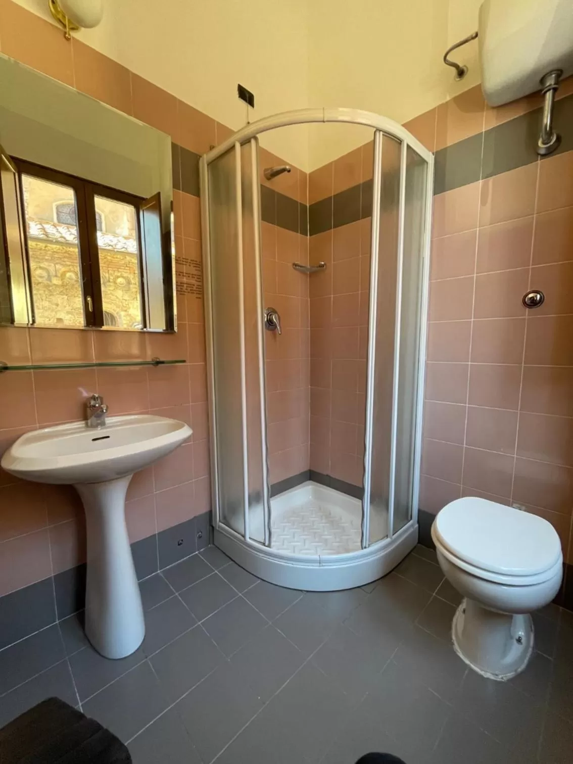 Hotel Caffè Verdi - 24 hours Reception