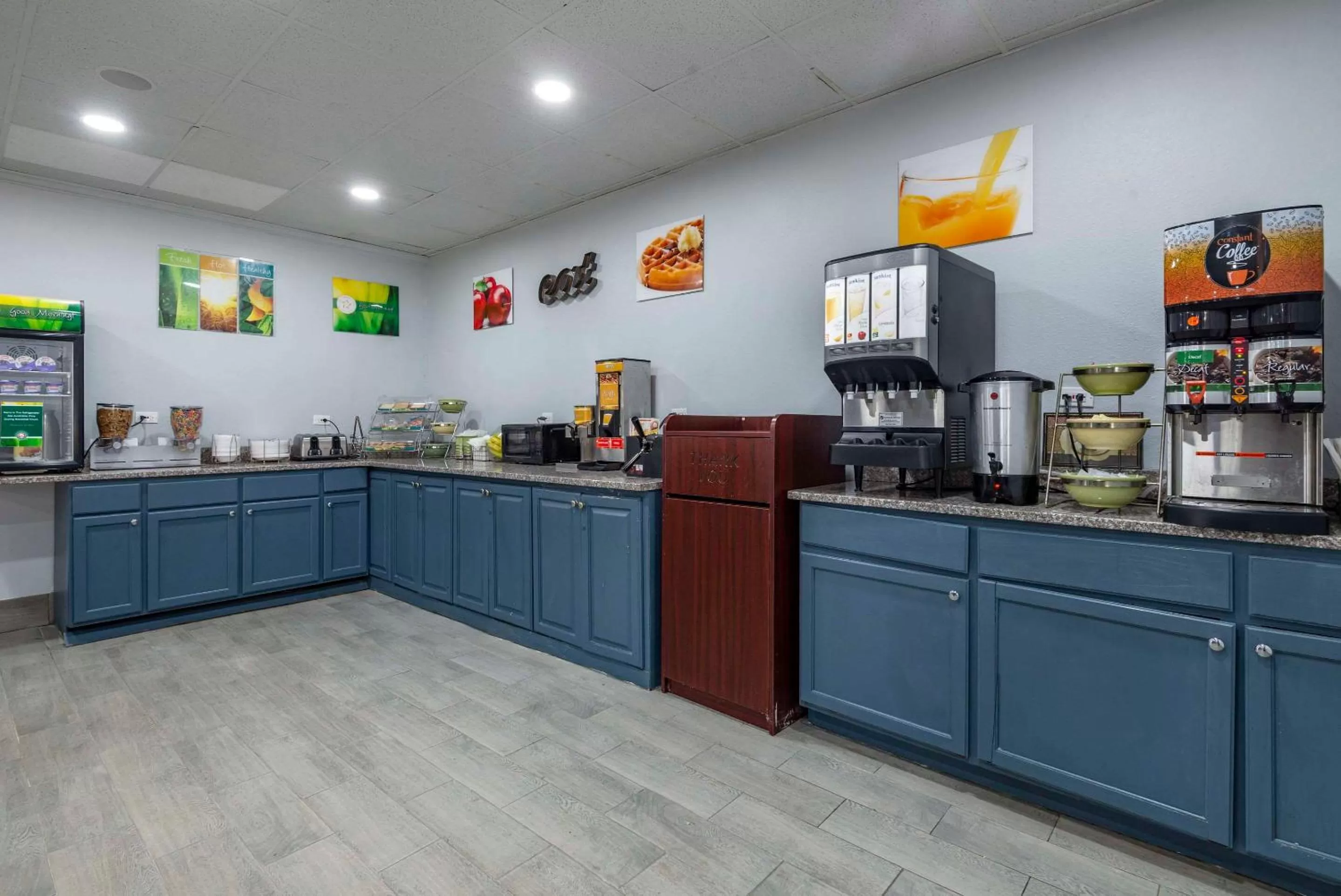 Breakfast in Suburban Studios Rock Hill Northeast I-77