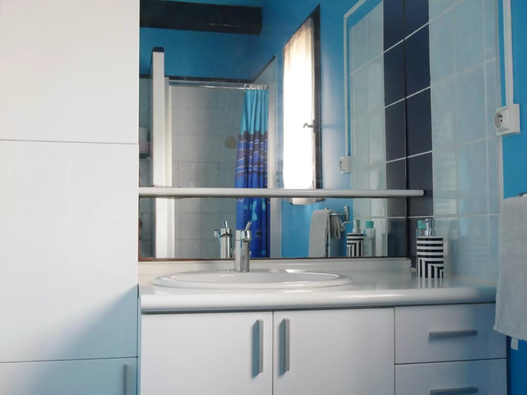 Bathroom, Kitchen/Kitchenette in Private ROOM