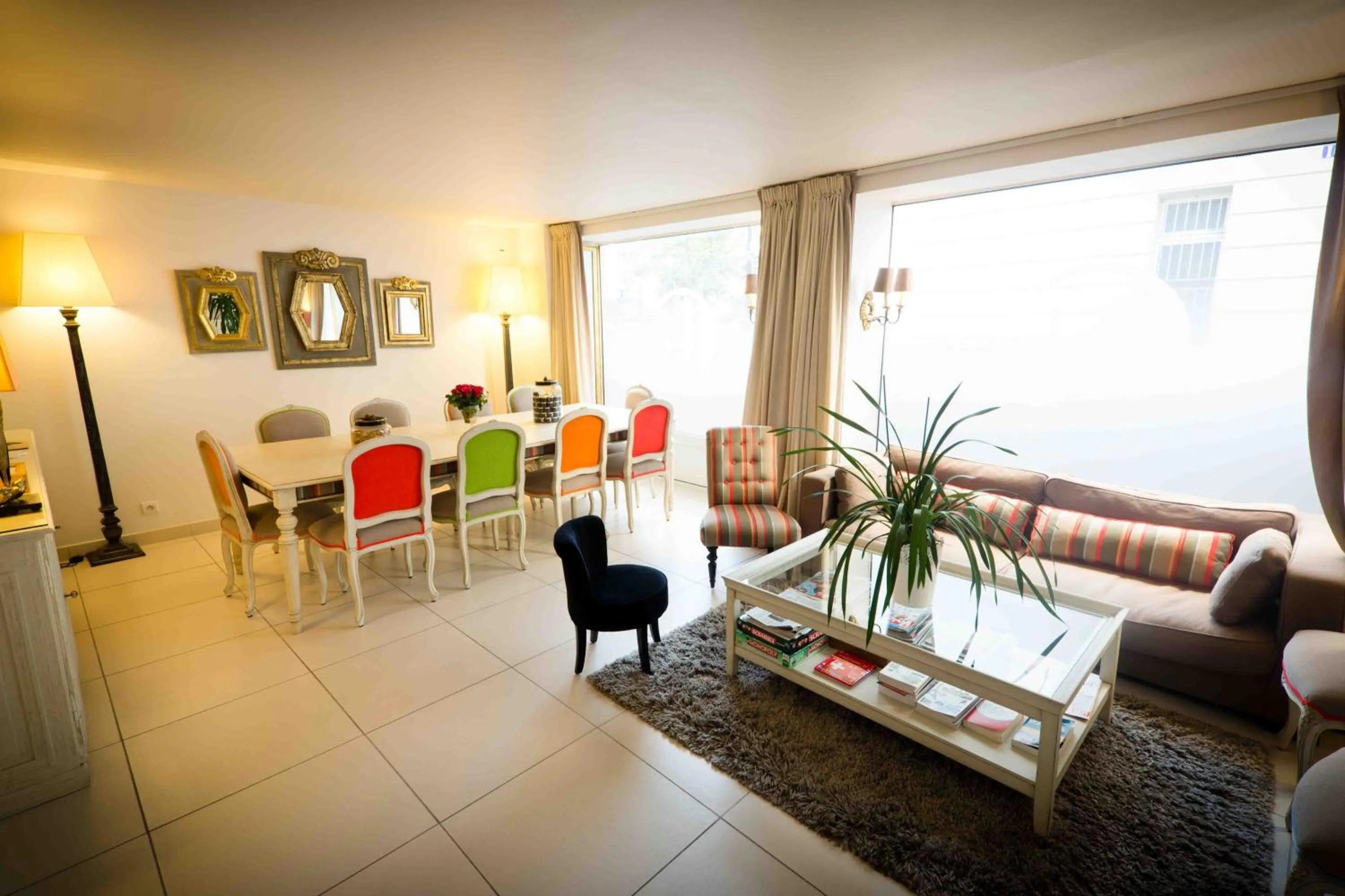 Lounge or bar in Champerret Heliopolis