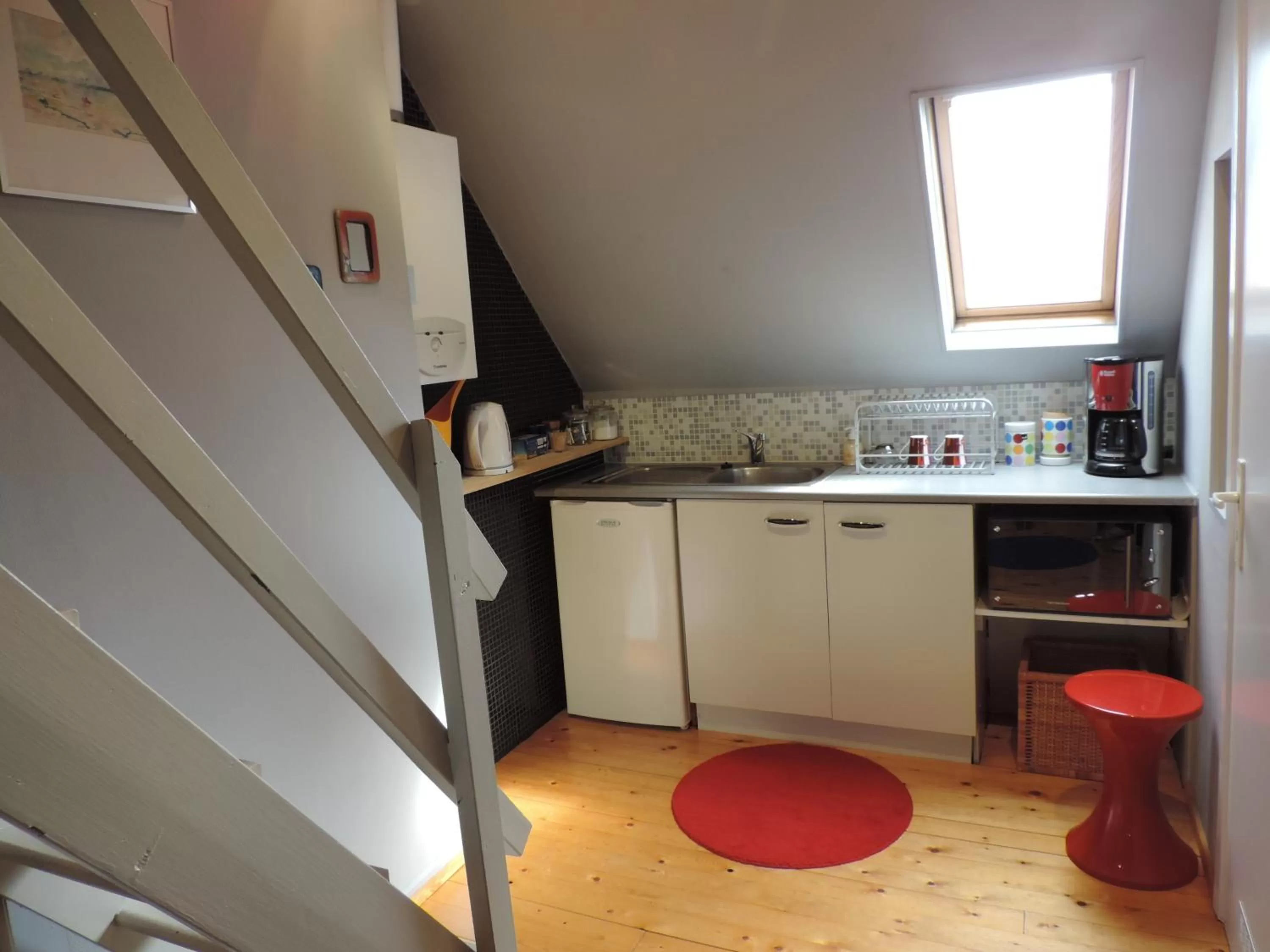 Kitchen or kitchenette in B&B Lodging At 8