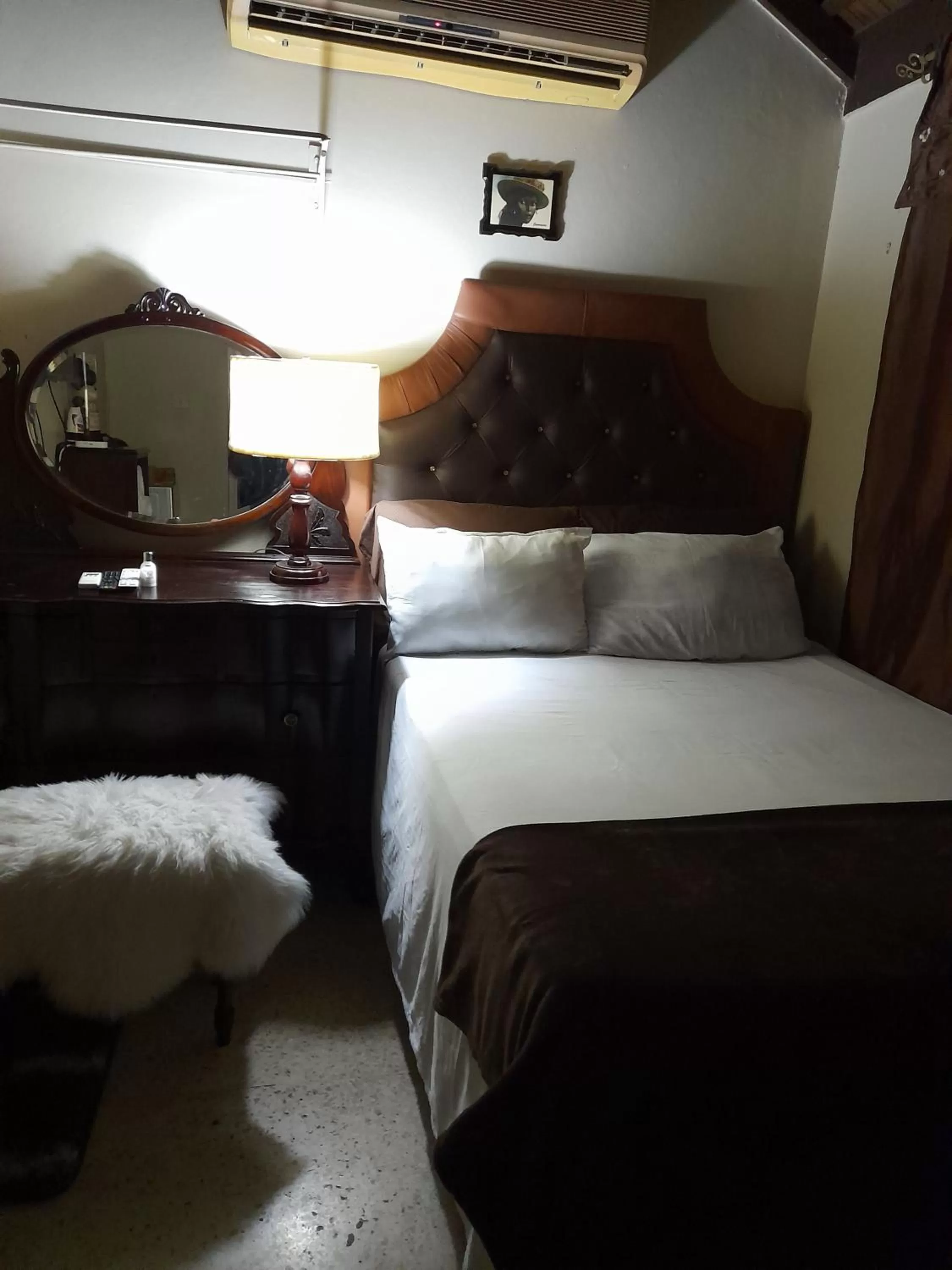 Bedroom, Bed in Barbican bed and breakfast at dillsbury