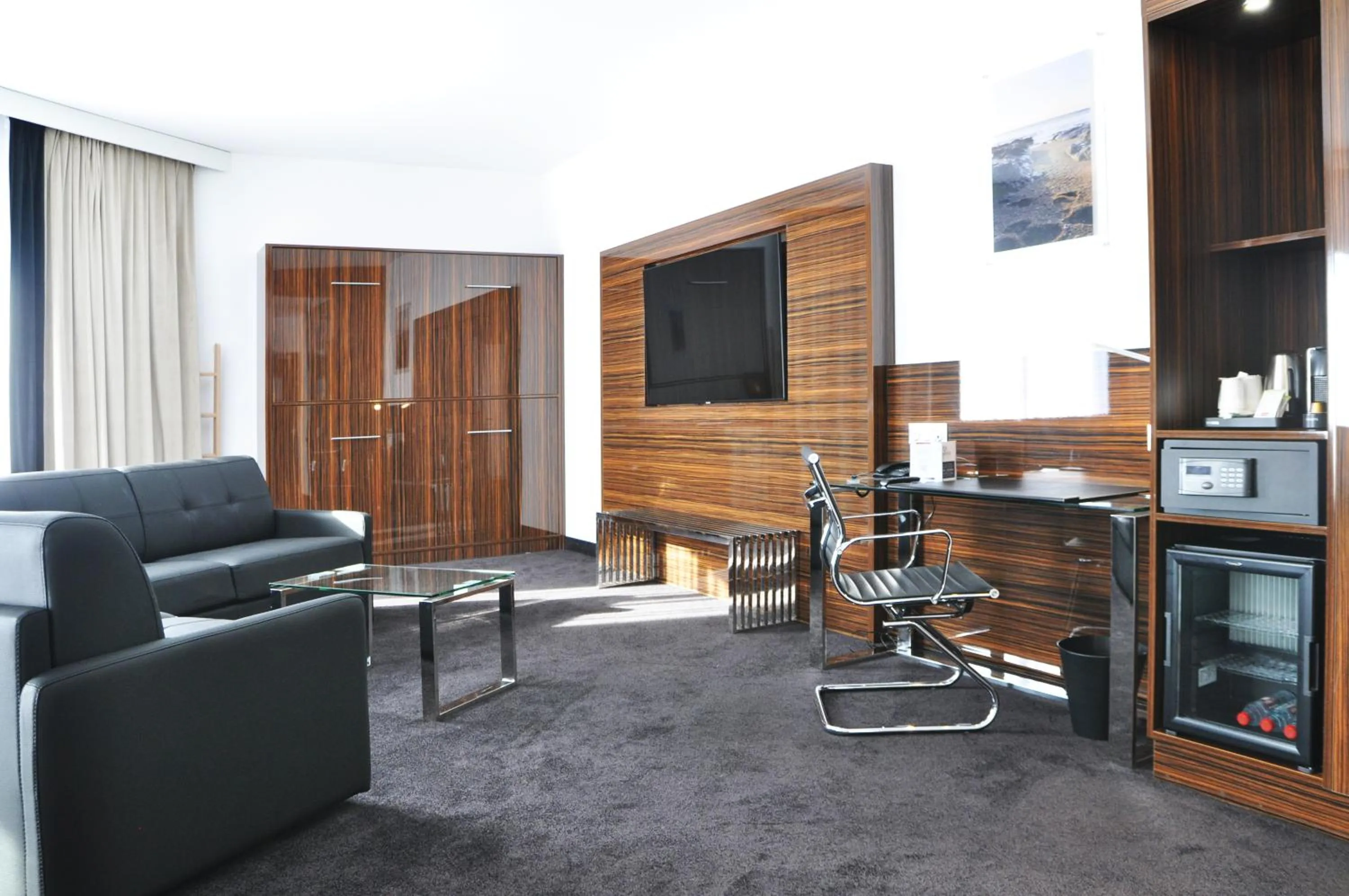 Photo of the whole room in Westotel Pornic Côte de Jade