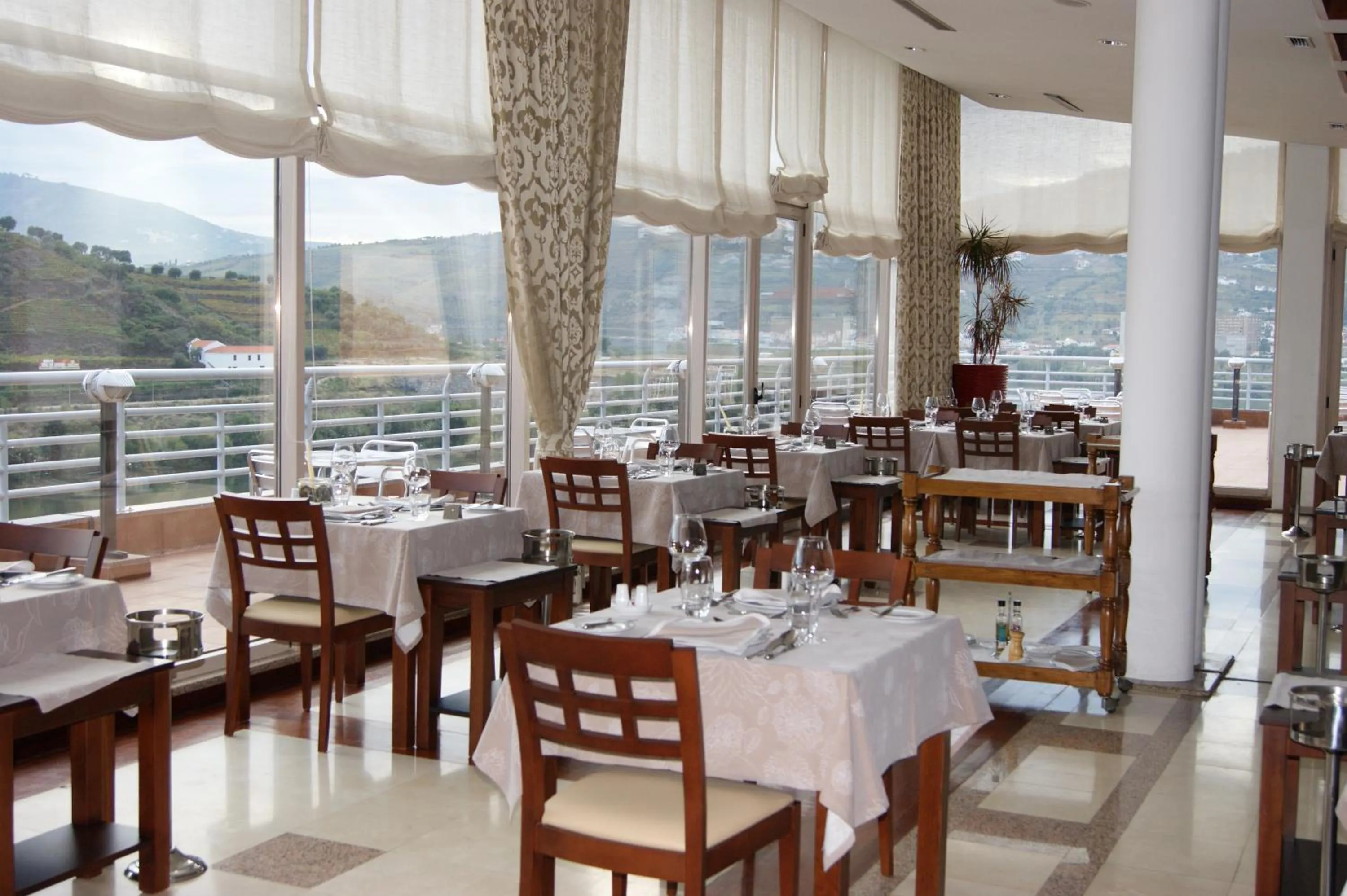 Restaurant/places to eat in Hotel Regua Douro