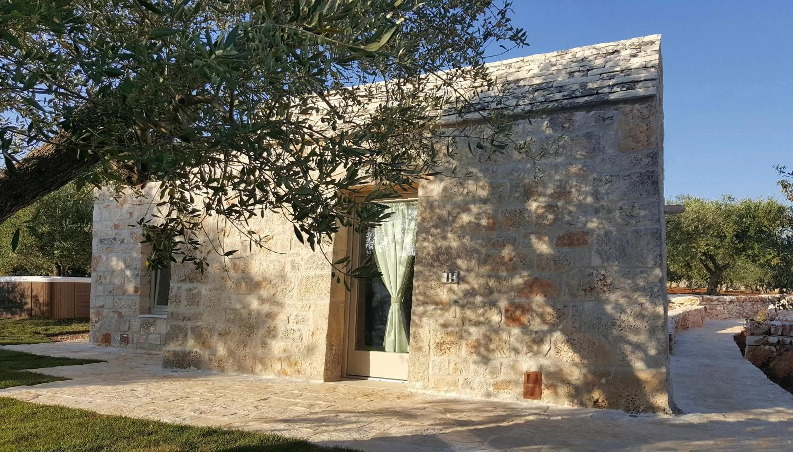 Facade/entrance in DIMORA RITUNNO
