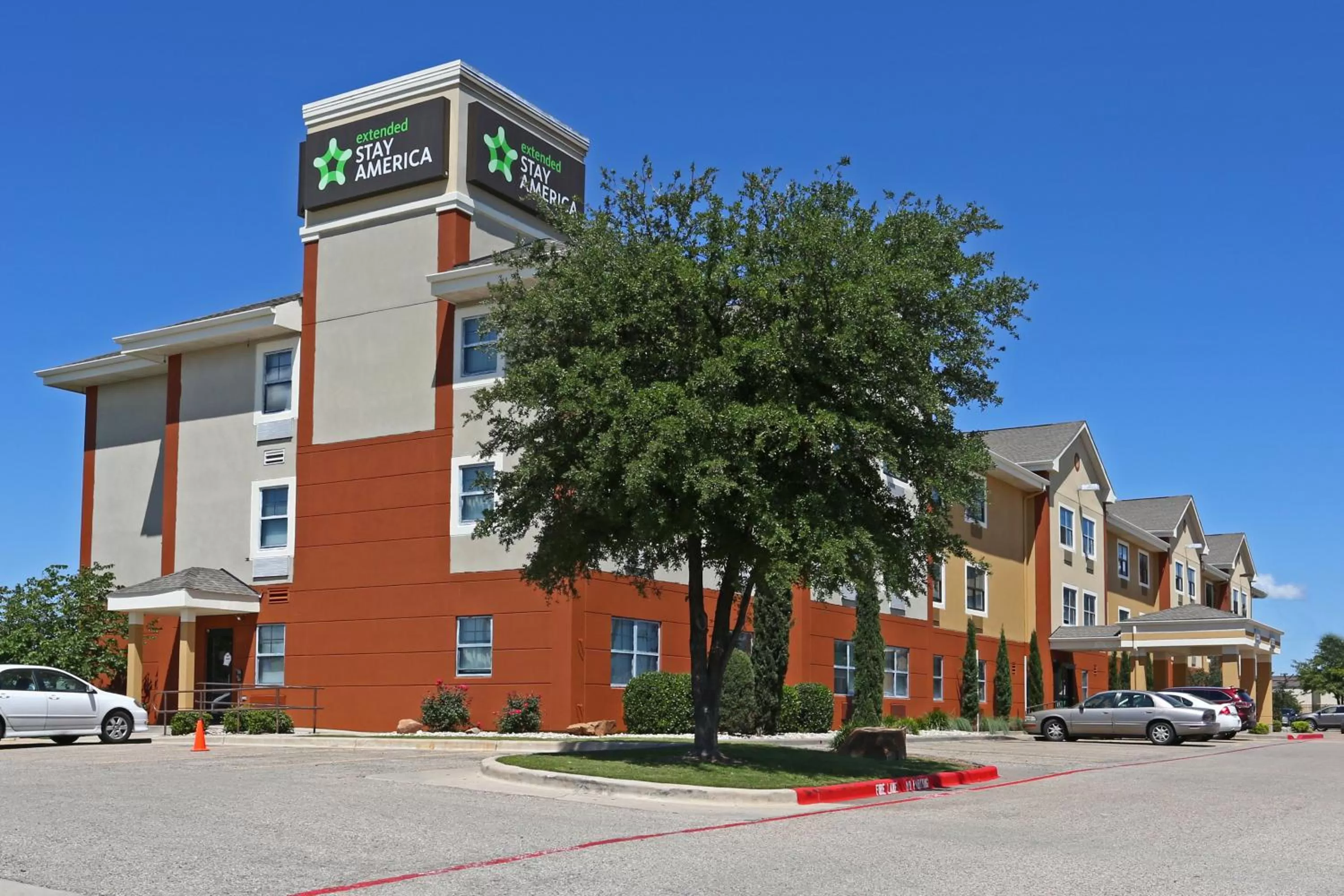 Property building in Extended Stay America Suites - Waco - Woodway