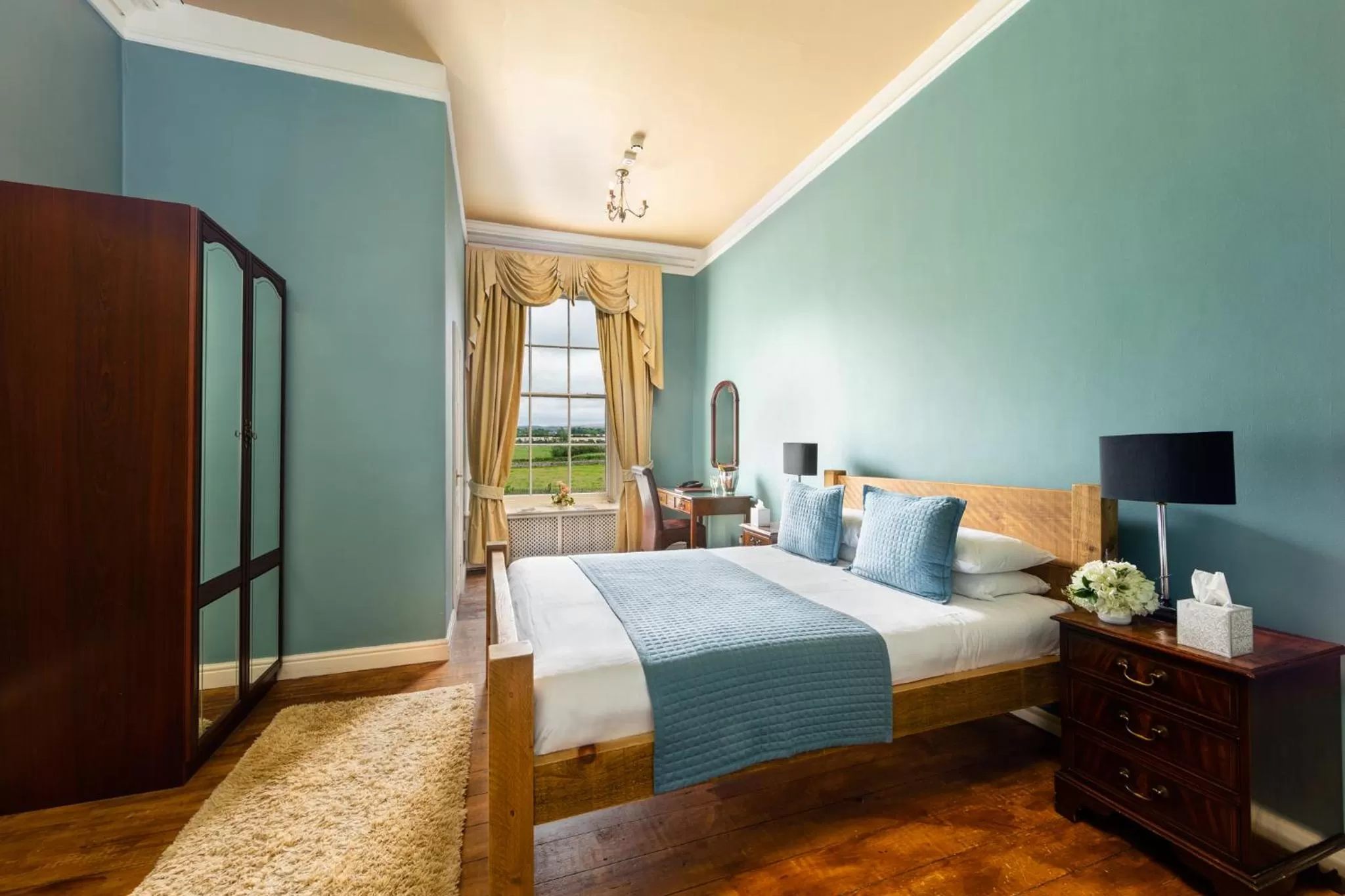 Bedroom, Bed in The Greenhill Hotel