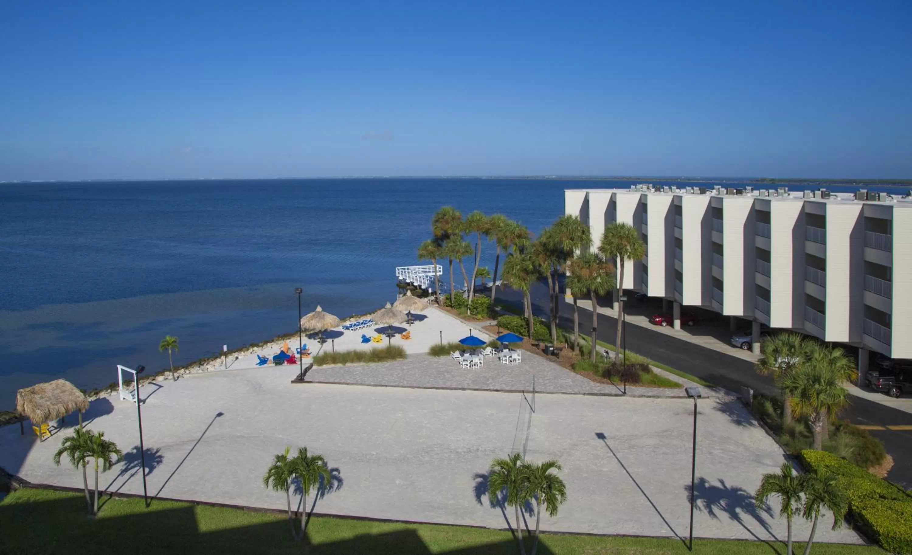 Facade/entrance in Sailport Waterfront Suites