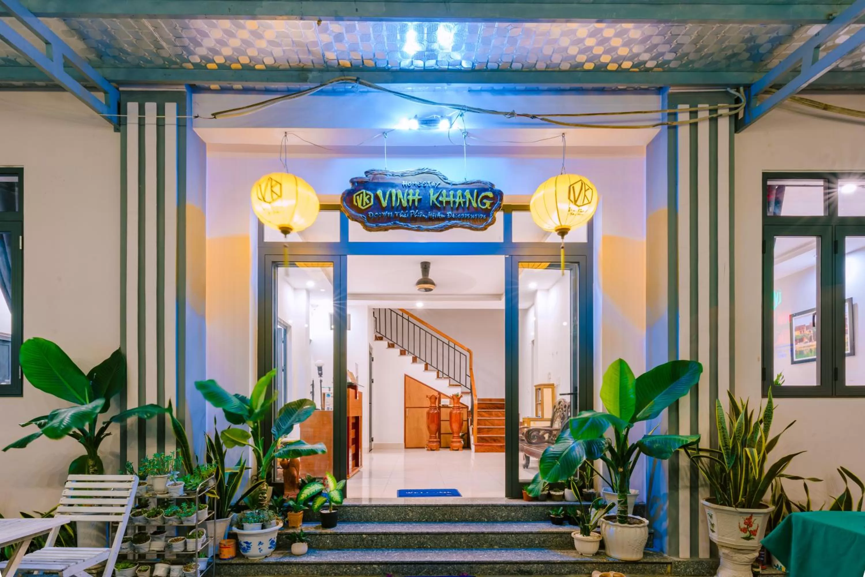 Property building in Vinh Khang Homestay