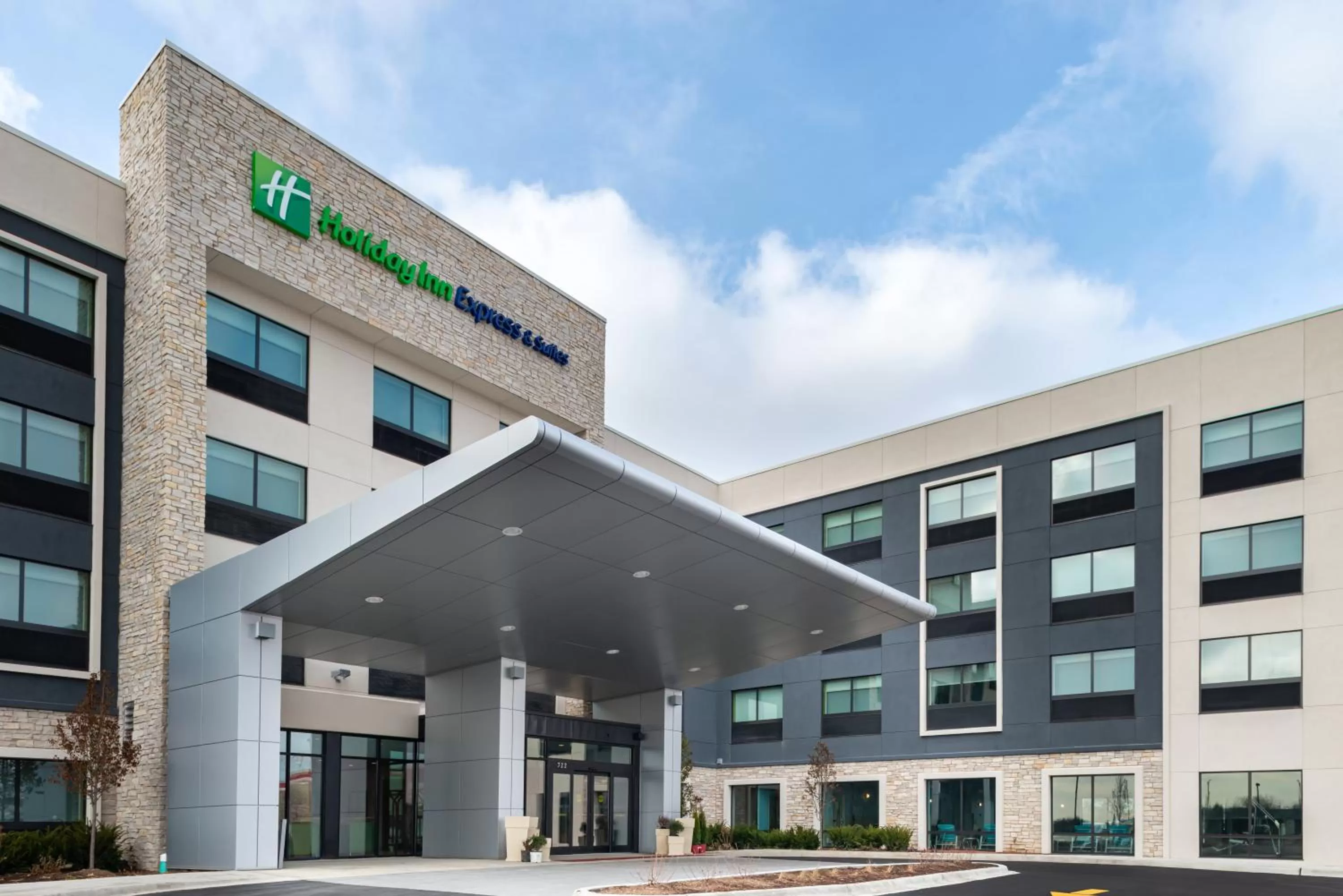Property building in Holiday Inn Express & Suites - Romeoville - Joliet North by IHG