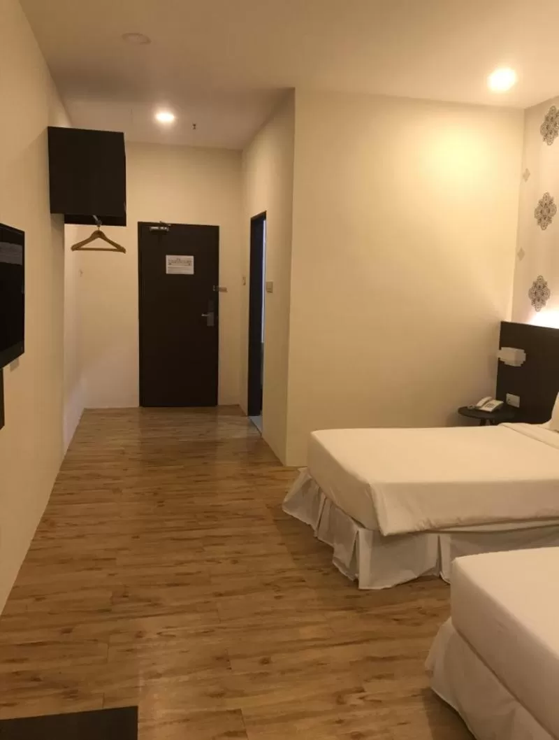 Standard Twin Room in Casa Bonita Hotel