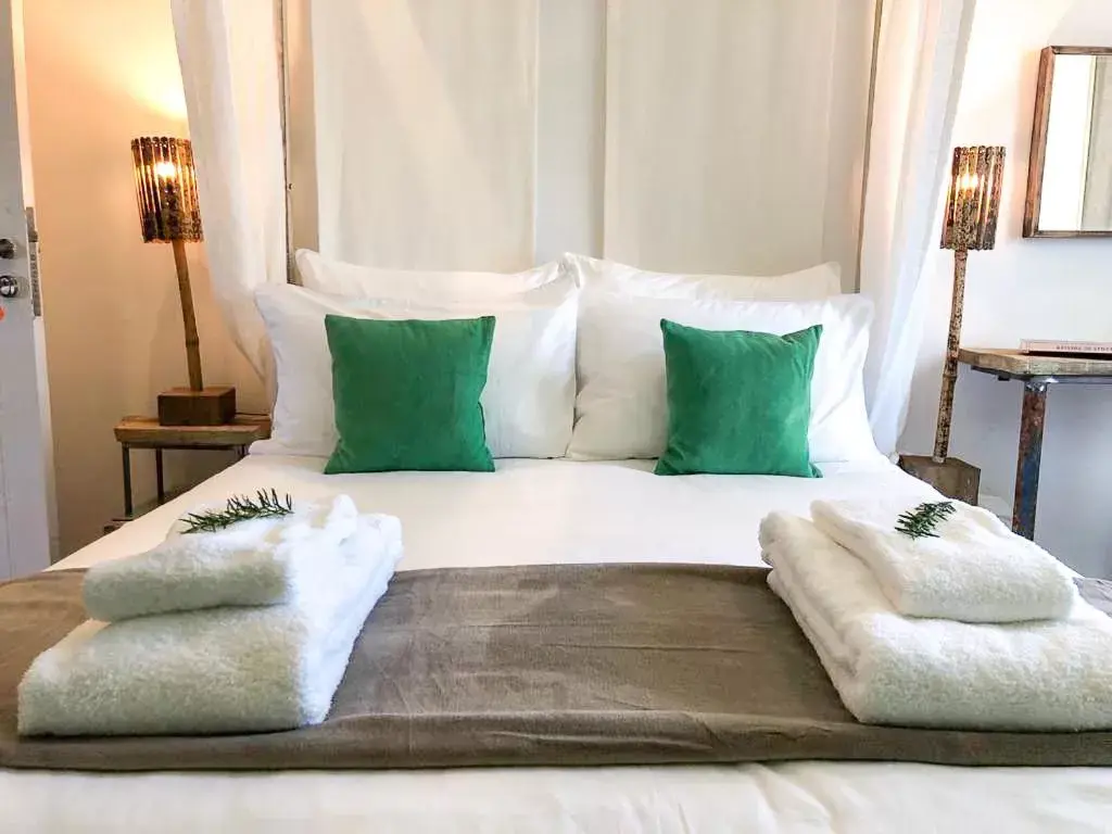 Double or Twin Room in Altanure - Almatere Food Forest Boutique Hotel Double or Twin Room in Altanure - Almatere Food Forest Boutique Hotel