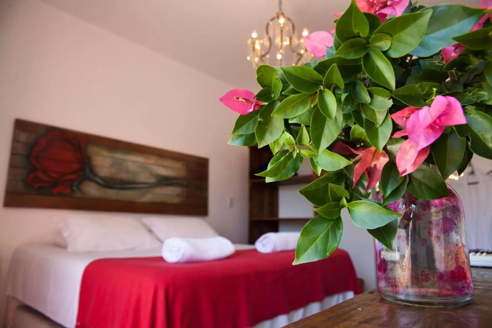 Photo of the whole room, Bed in Pousada Vila Rosada