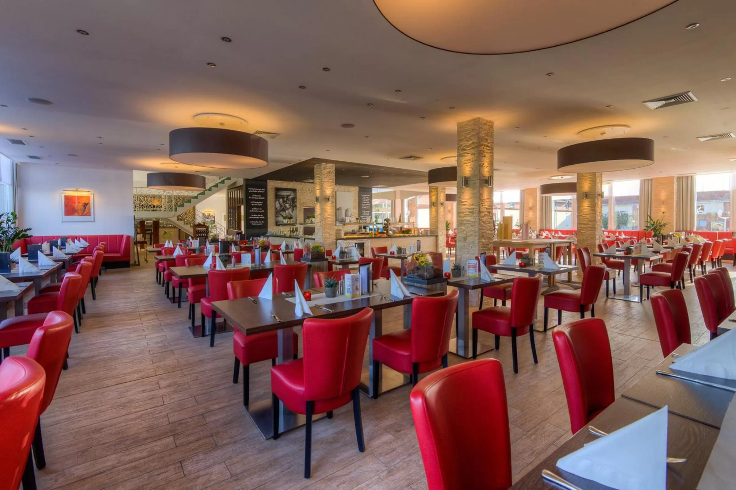 Restaurant/places to eat in Sport- & Vital-Resort Neuer Hennings Hof