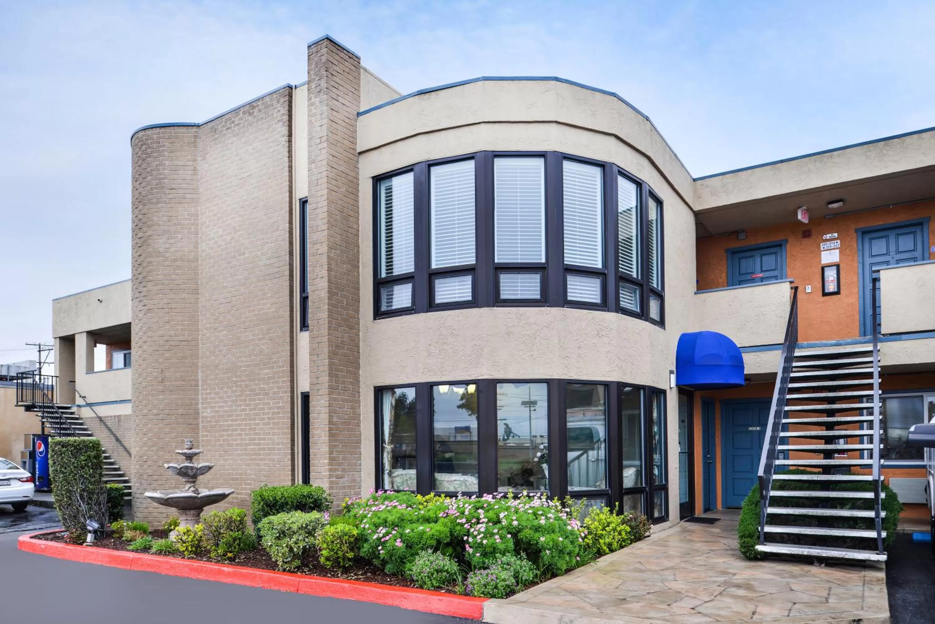 Natural landscape in Good Living Inn