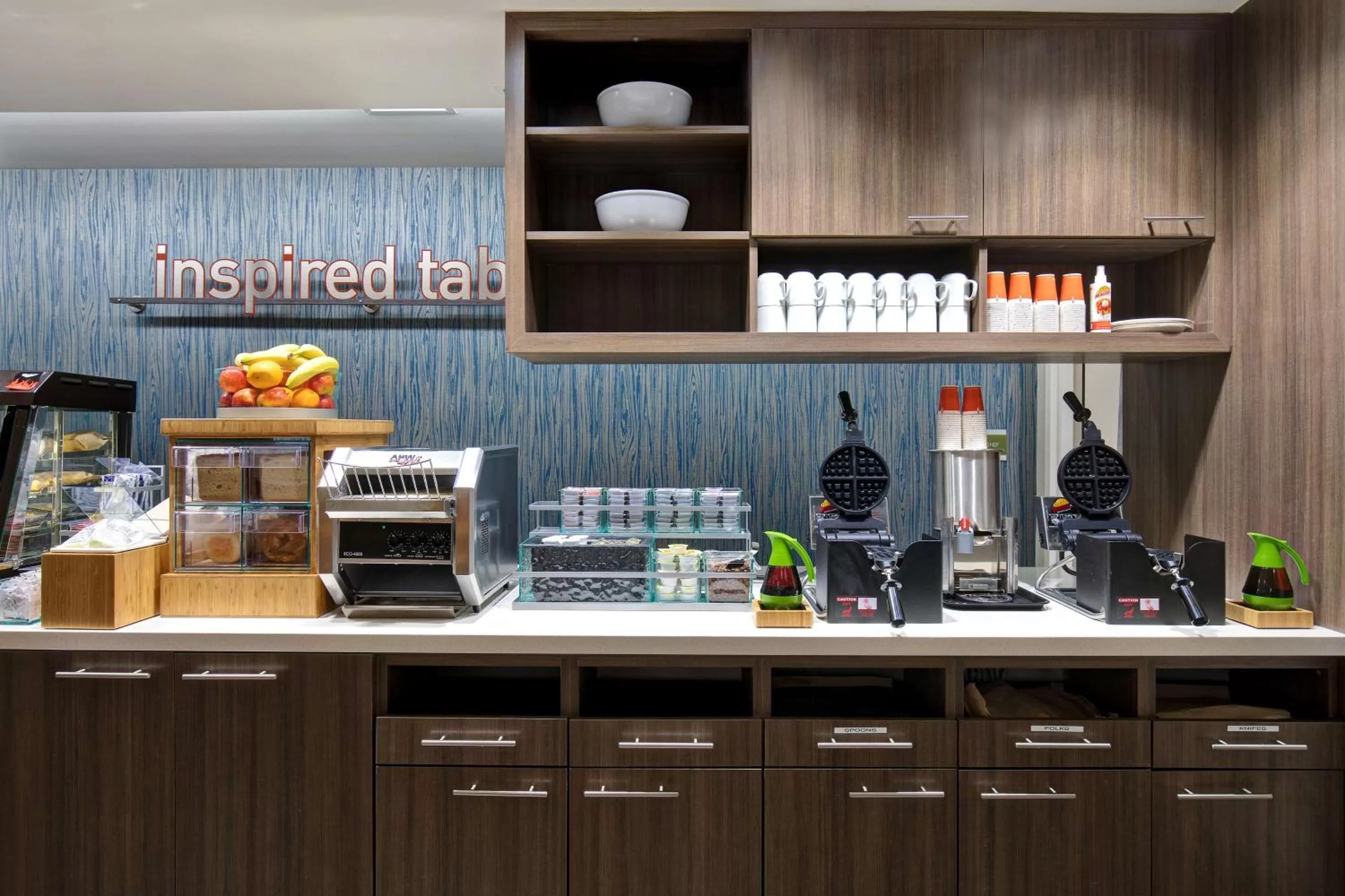 Breakfast in Home2 Suites By Hilton Lewisville Dallas