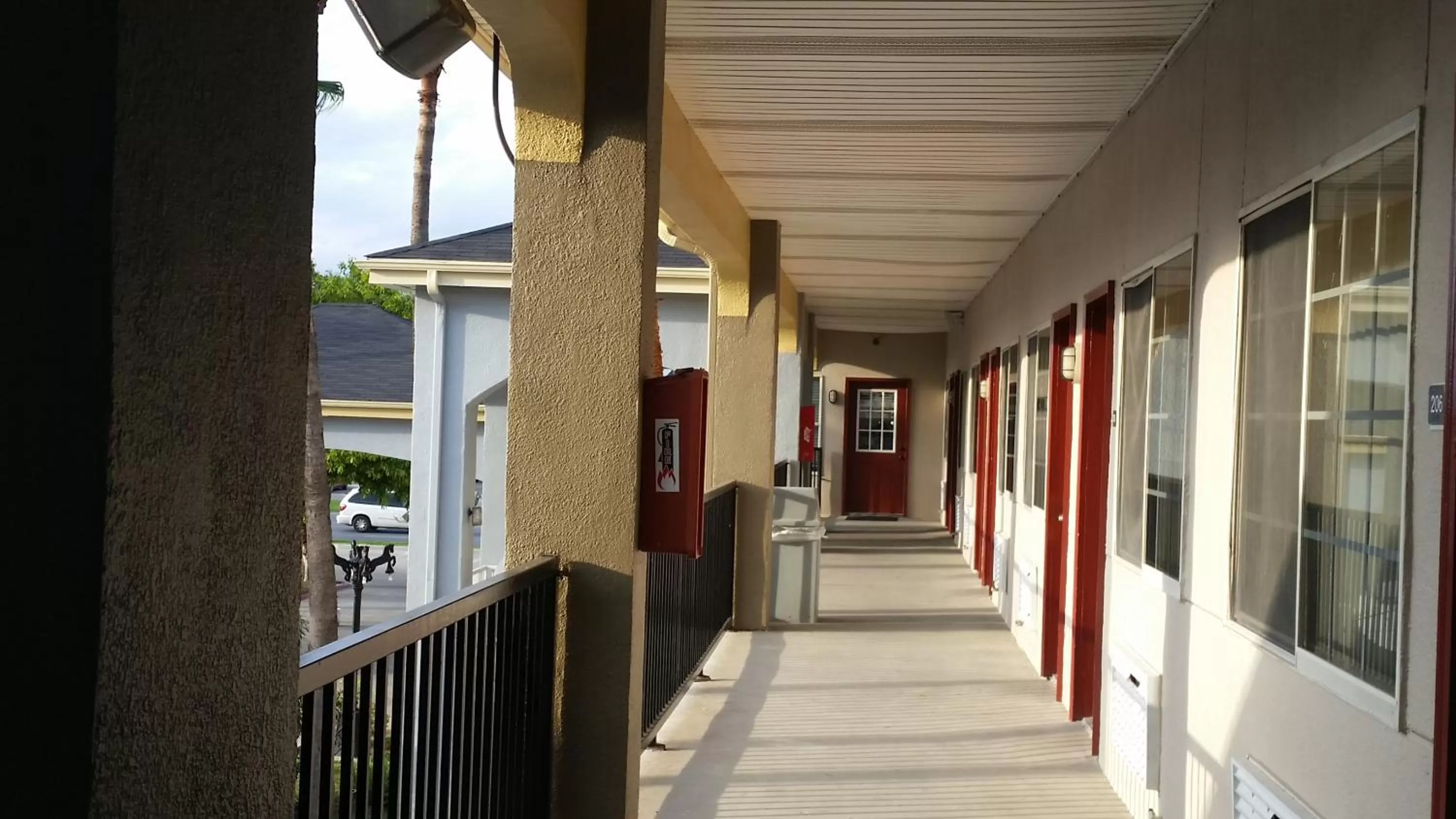 Property building in Texas Inn Downtown McAllen