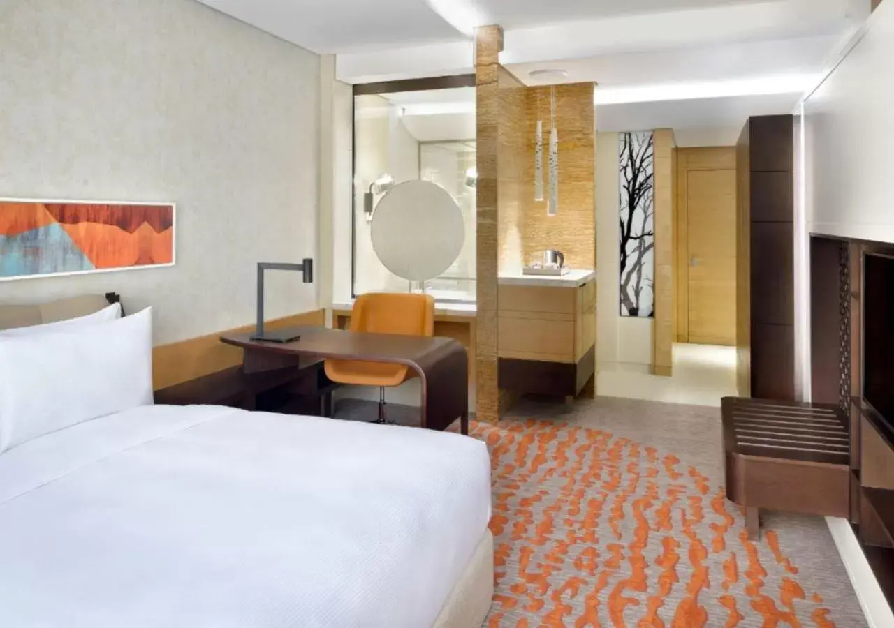 King Room with Marina View and Lounge Access in Crowne Plaza Dubai Marina by IHG King Room with Marina View and Lounge Access in Crowne Plaza Dubai Marina by IHG