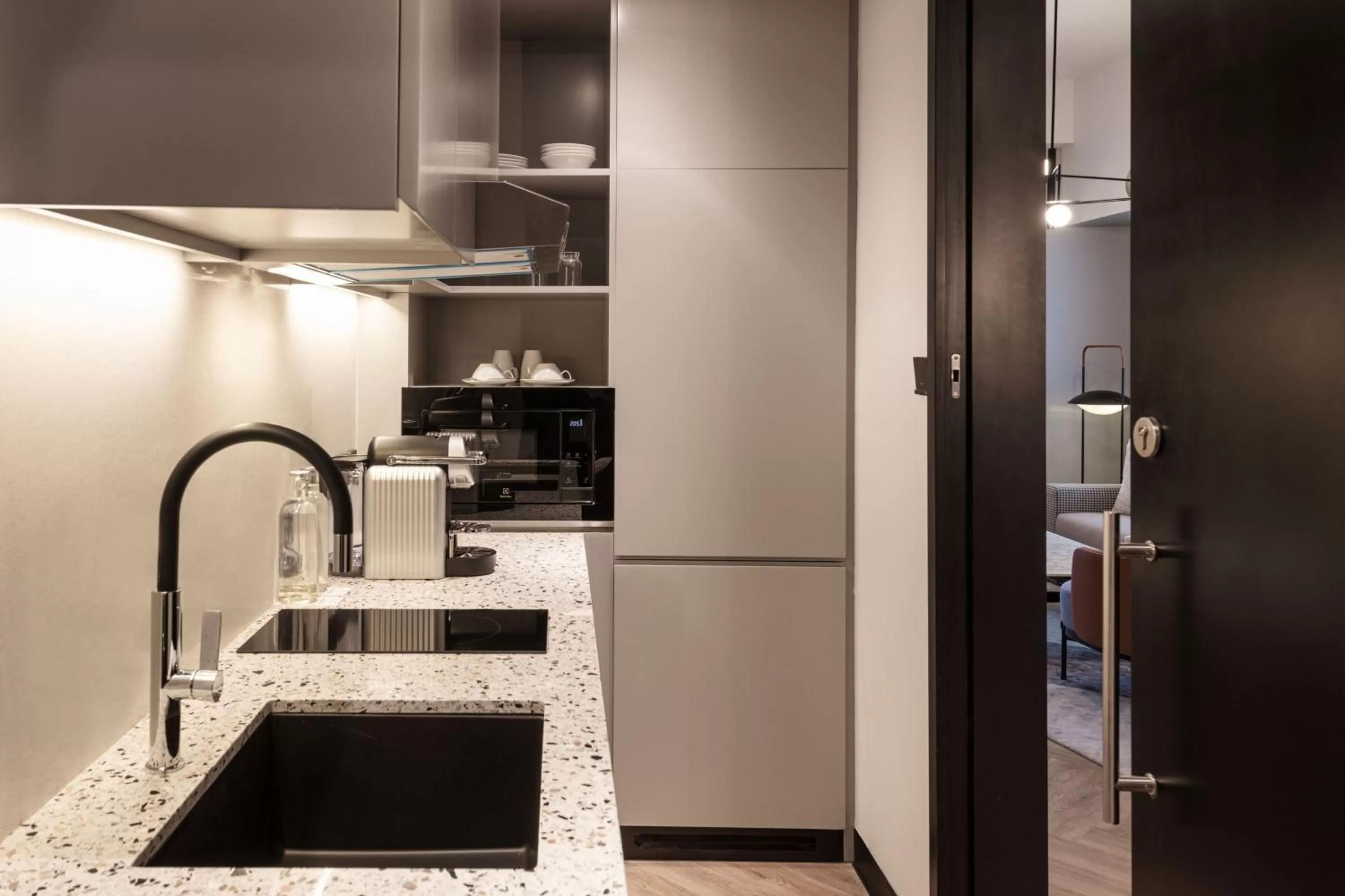 Kitchen or kitchenette in Sheraton Mall of the Emirates Hotel, Dubai