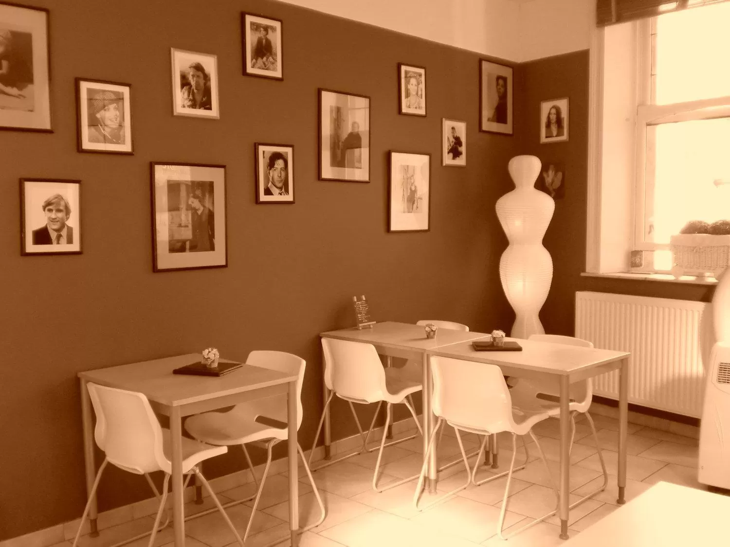 Restaurant/places to eat in Hôtel Les Acteurs