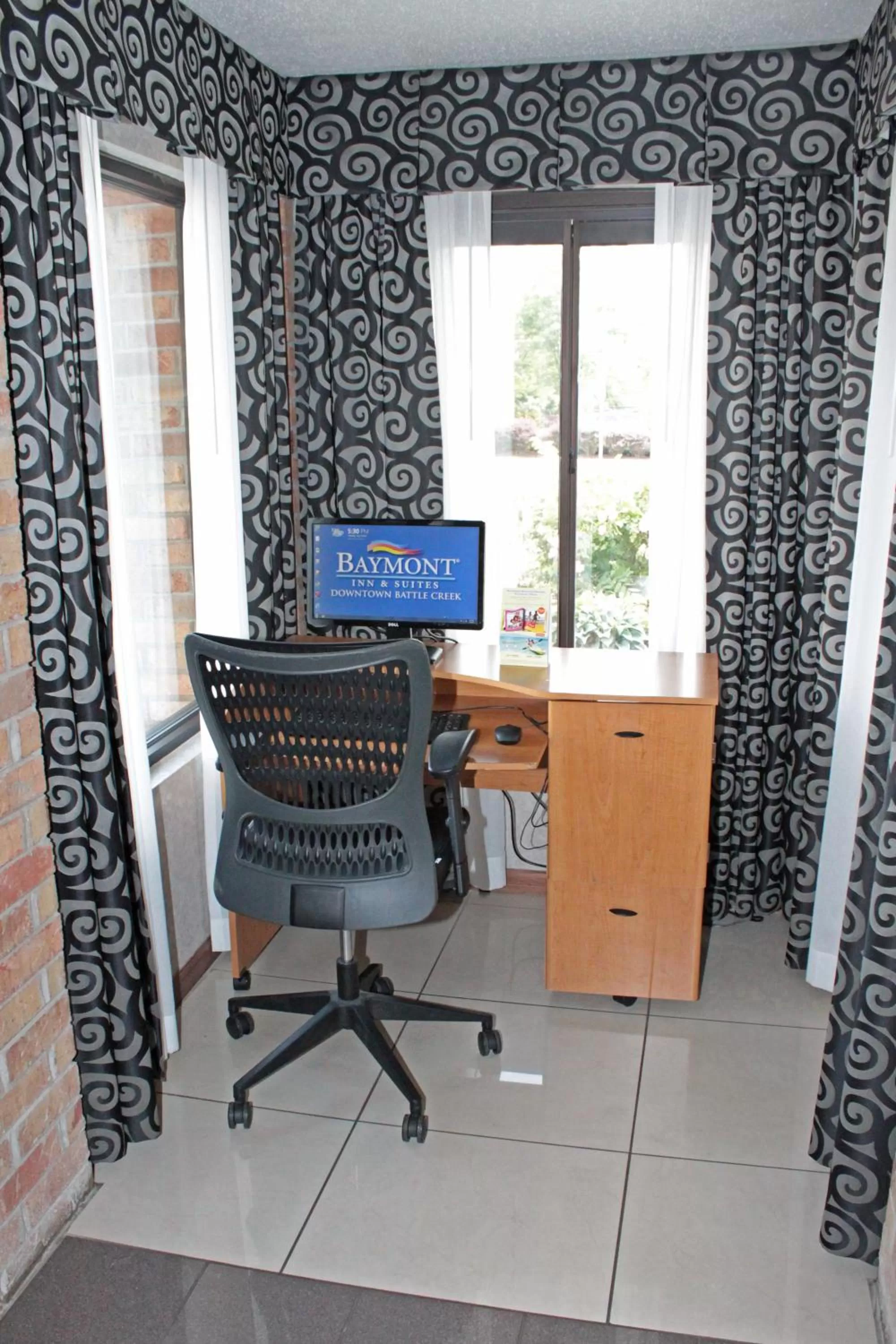 Business facilities in Baymont by Wyndham Battle Creek Downtown