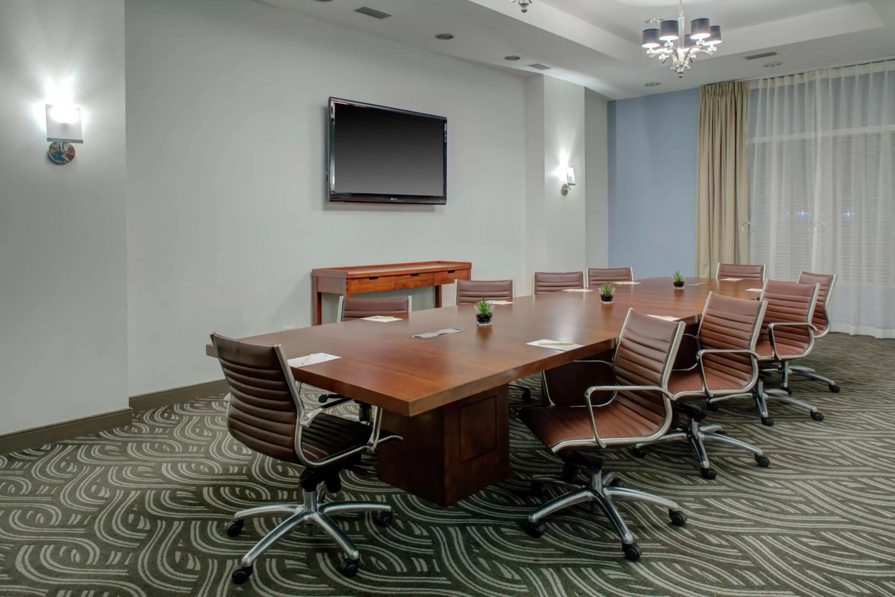 Meeting/conference room in DoubleTree by Hilton Biloxi