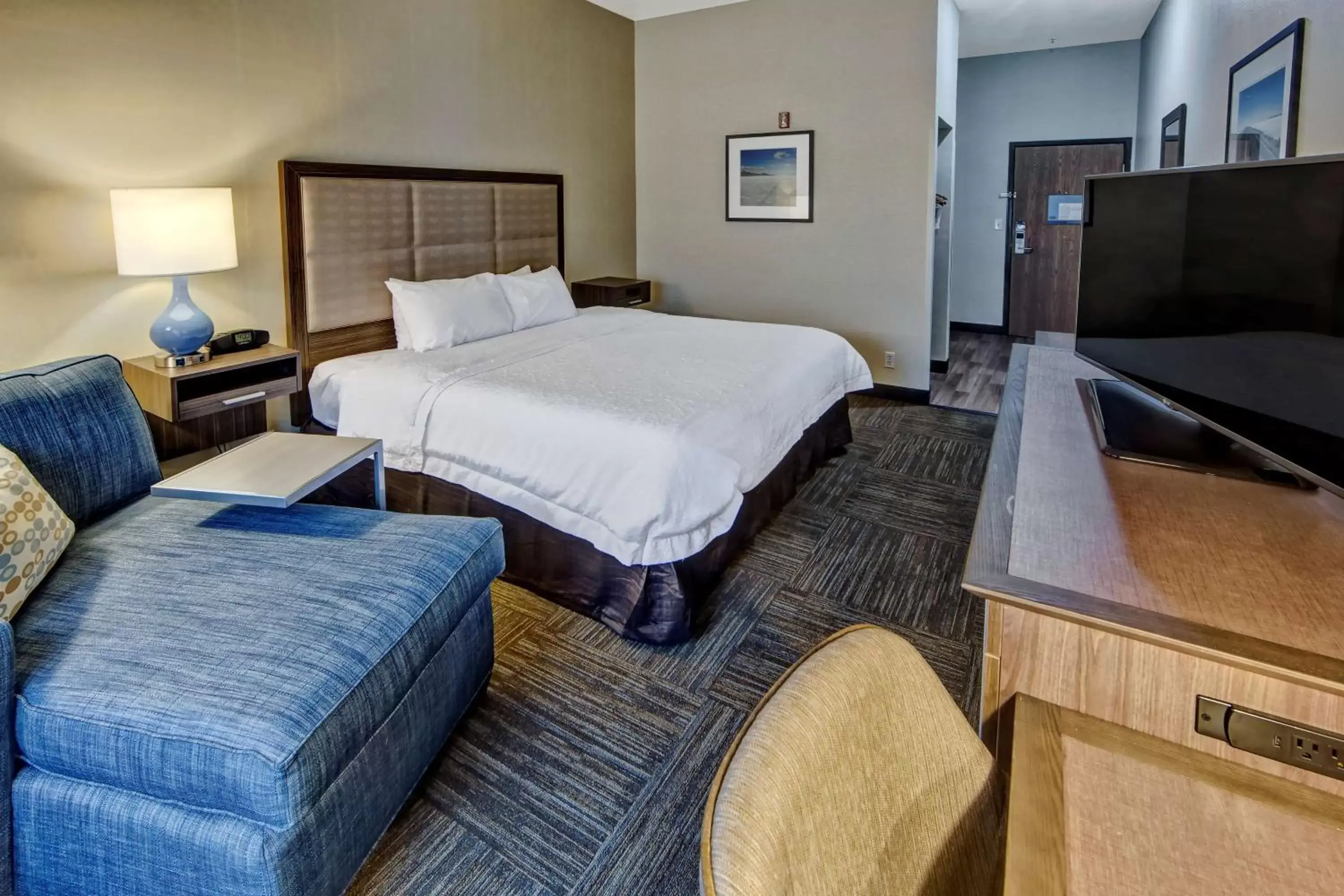 King Room - Mobility Access/Non-Smoking in Hampton Inn Salt Lake City-Layton King Room - Mobility Access/Non-Smoking in Hampton Inn Salt Lake City-Layton