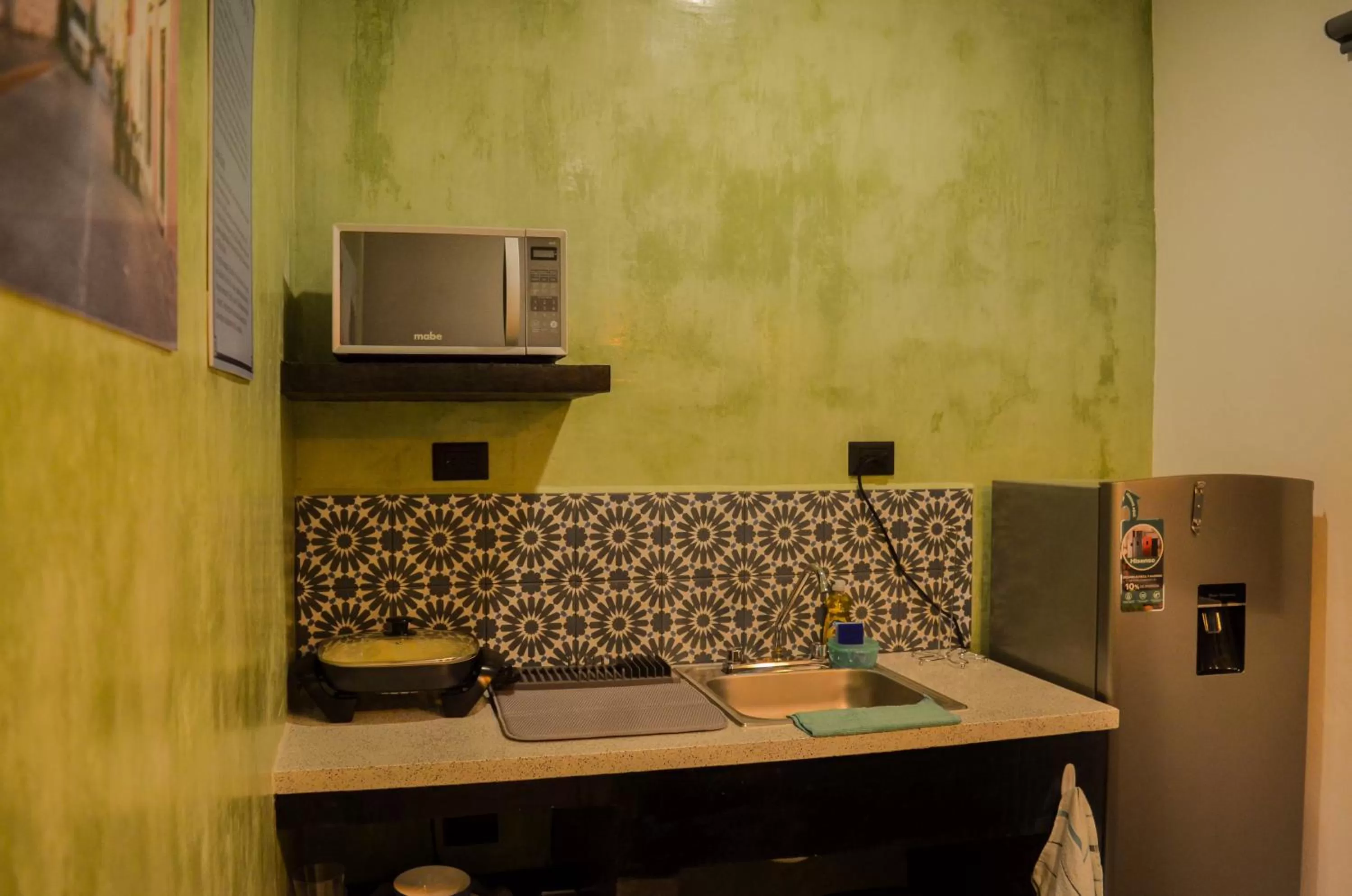 Kitchen/Kitchenette in Apartamentos Dsiena Valladolid