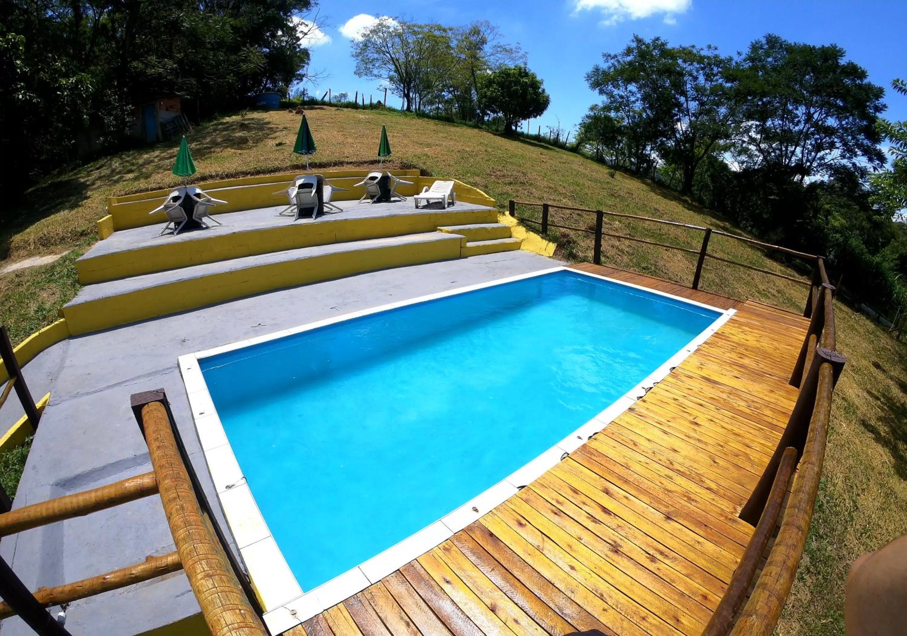 Swimming pool in Pousada Solar da Montanha
