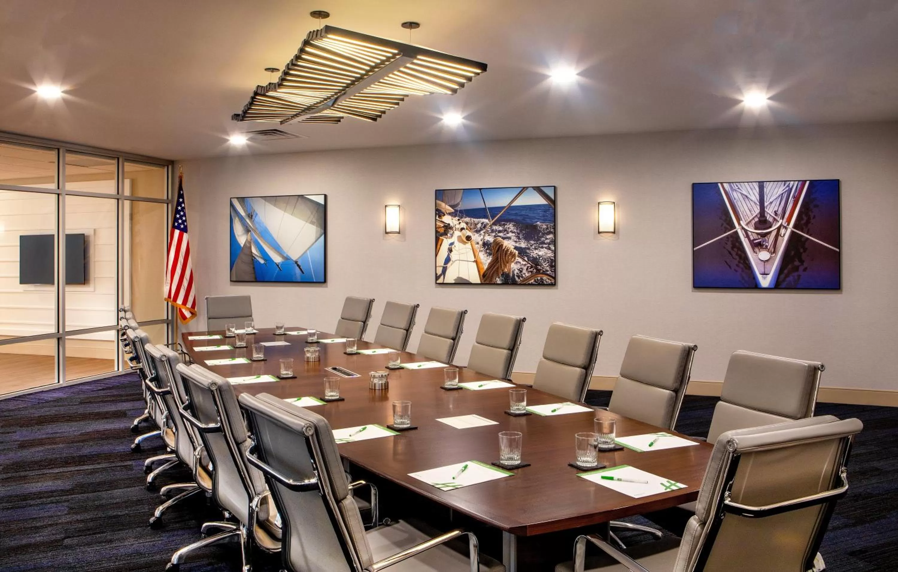 Meeting/conference room in Holiday Inn Newport News - Hampton by IHG