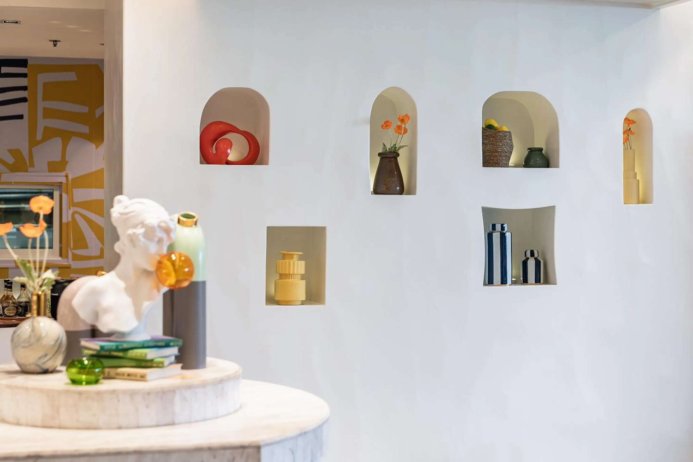 Restaurant/places to eat in MUU Bangkok, Small Luxury Hotels of the World