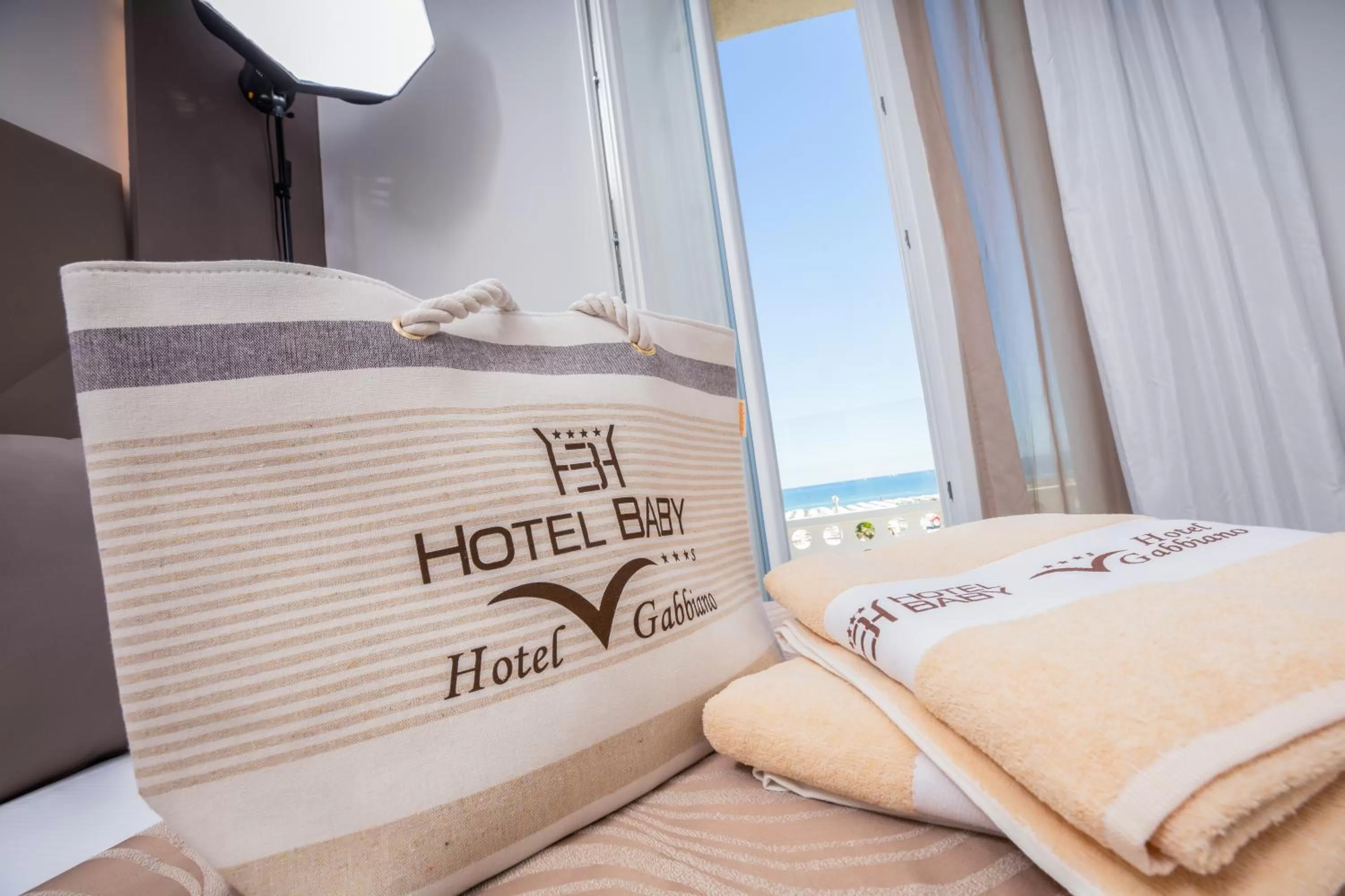 View (from property/room), Bed in Hotel Baby