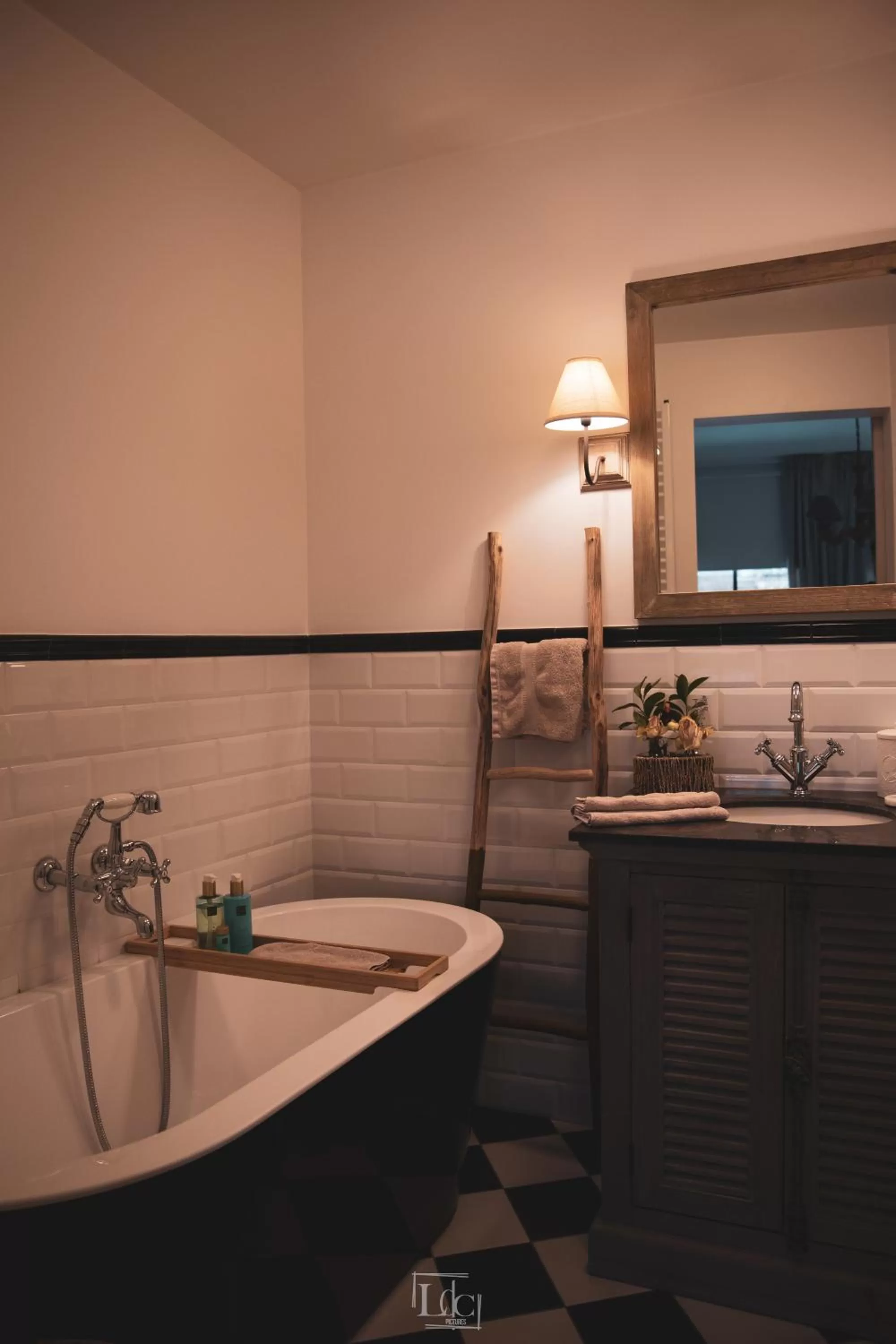 Bath in La Forteresse